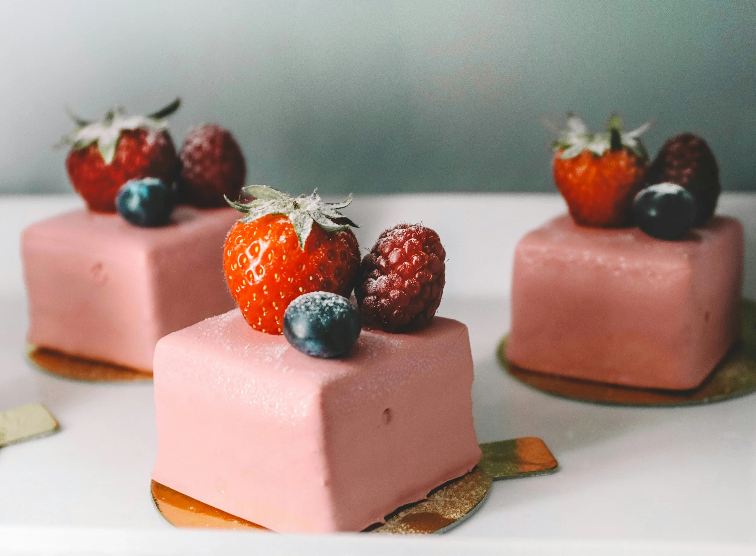 berry cake.jpg