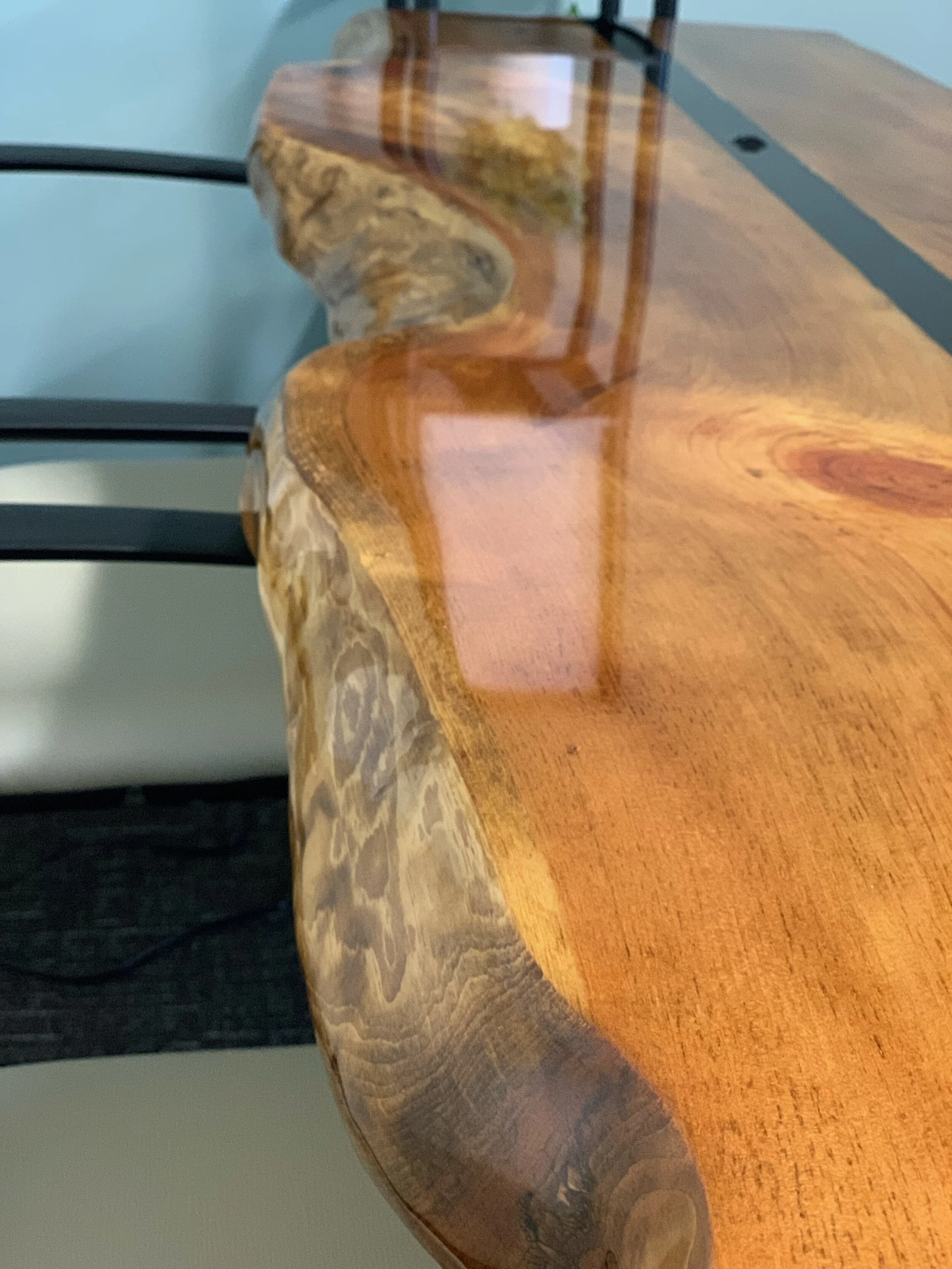 Old World Company - Live Edge Table, High gloss epoxy finish featuring high character live edge slab.