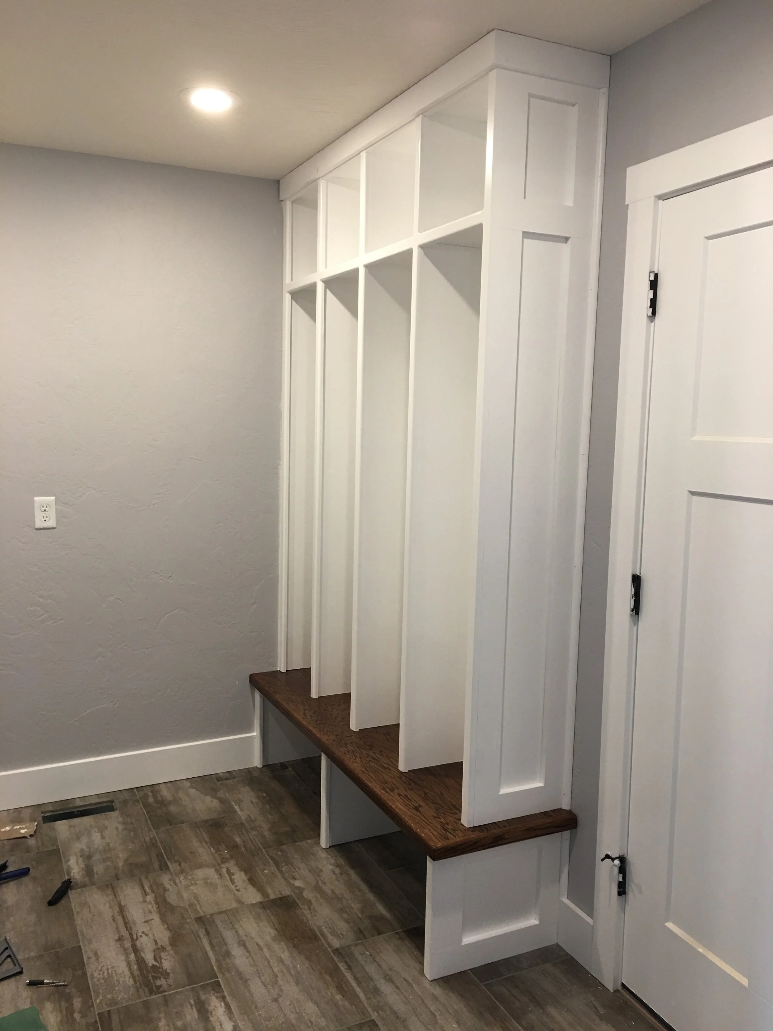 Old World Company - lockers