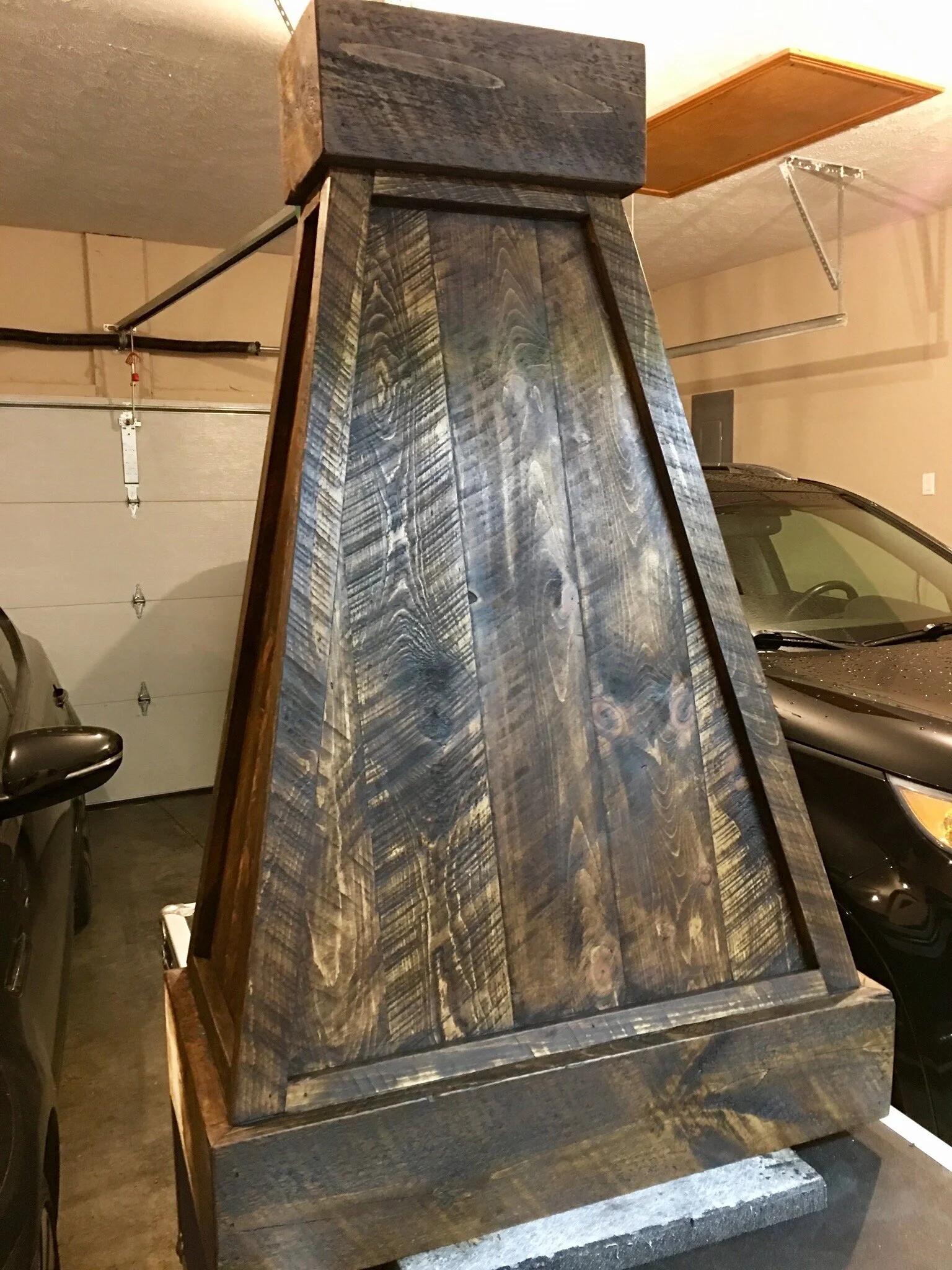 Old World Company - Hood Vent