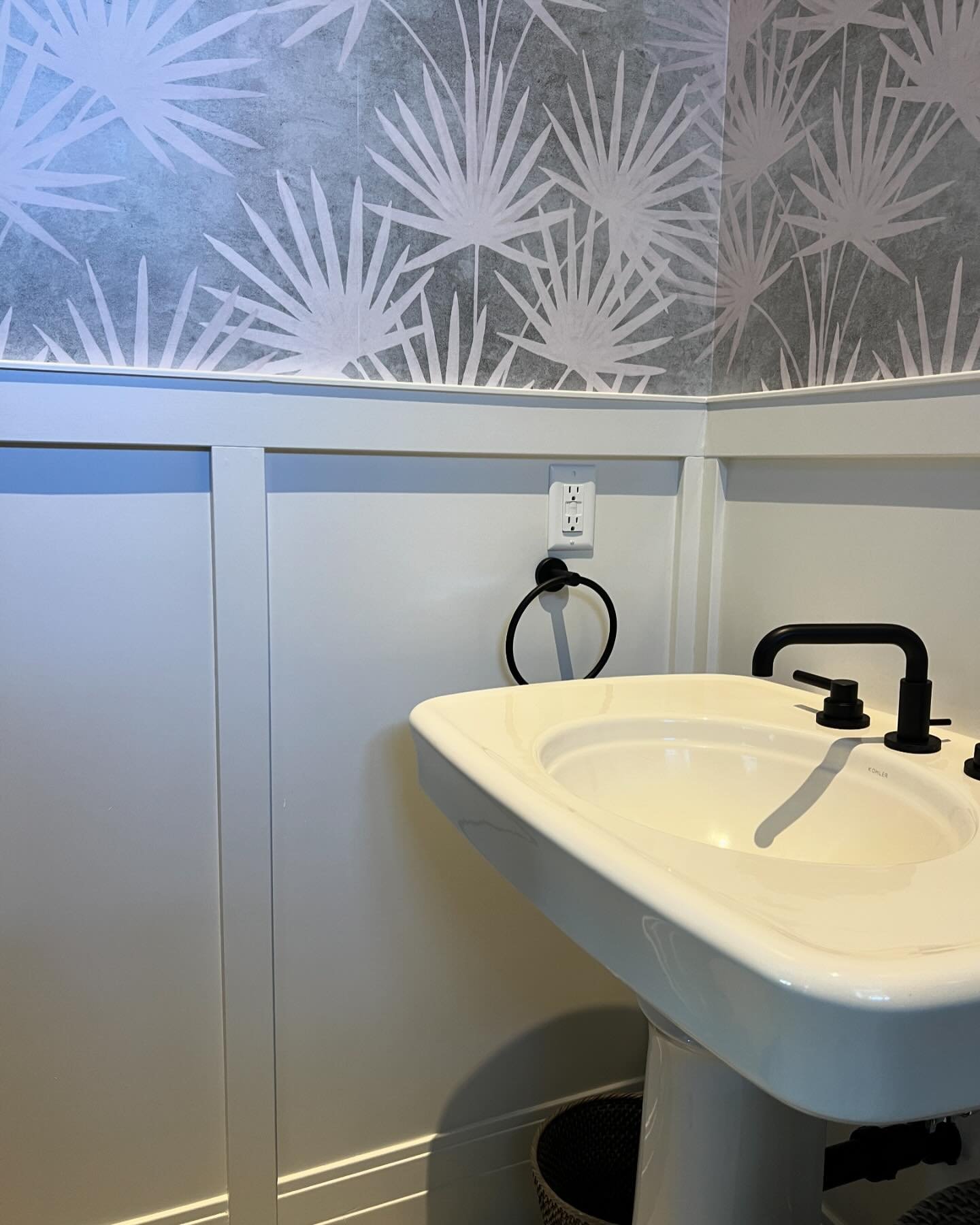Milton King wallpaper thank you for your great customer service. And, look at how the corners line up! This bathroom is coming together. Wait for more. #miltonkingwallpaper #wallpaper#parkcitydesigner #parkcitybathroomremodel #bathroomdesign #palms