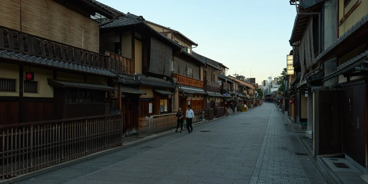 20251009_gion_L1032470 2 1.jpg