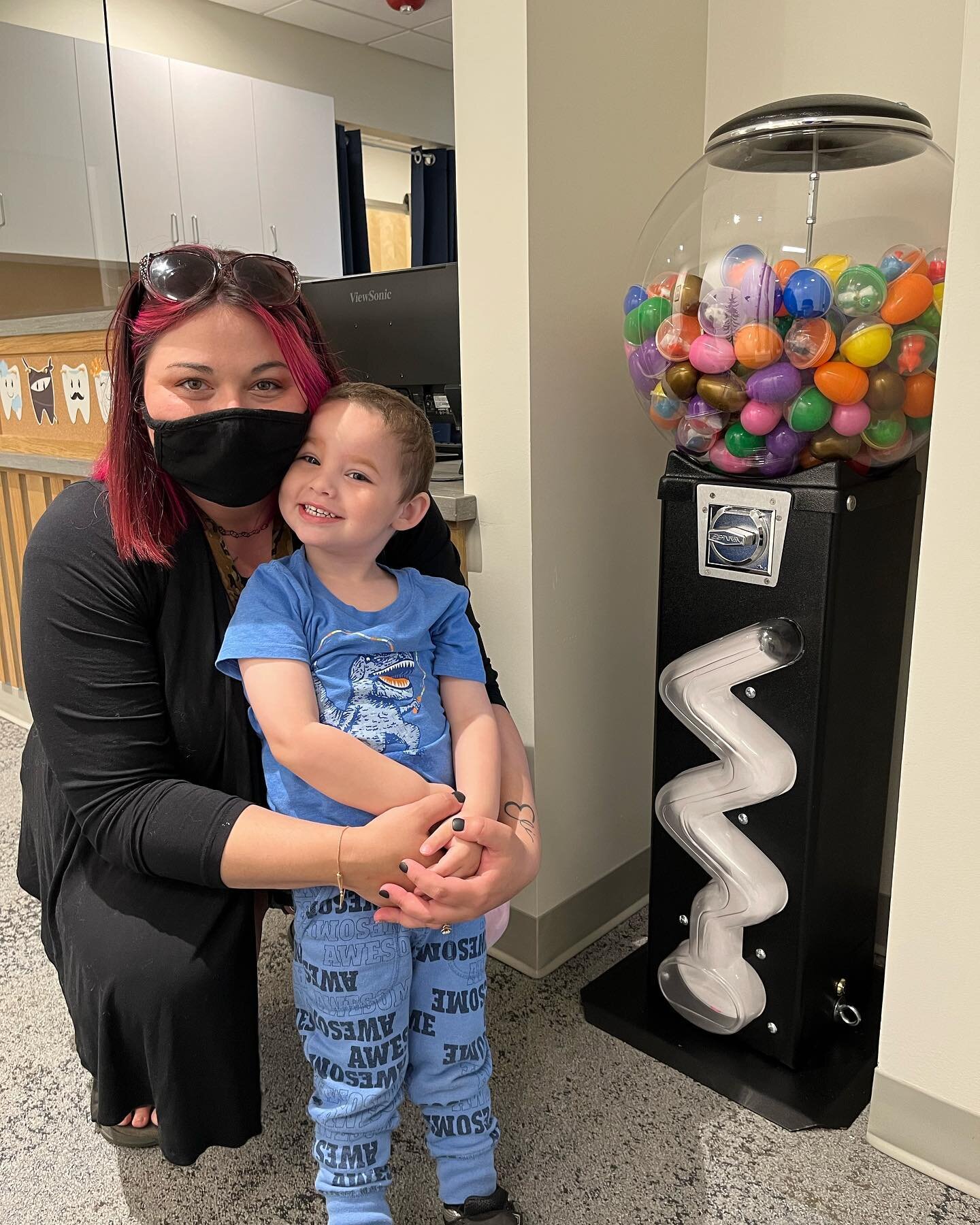 Our newest member of the &ldquo;No Sugar Bug Club&rdquo; had an awesome first dental visit! 

#cavityfree #pediatricdentistry #startup #saco #maine #thebestpatients #seeyouin6months