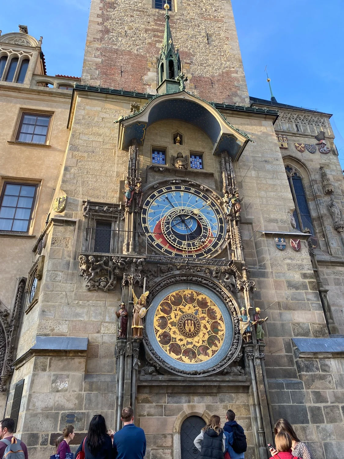 PRAGUE_ STUDENTS-2-5 copy.jpg