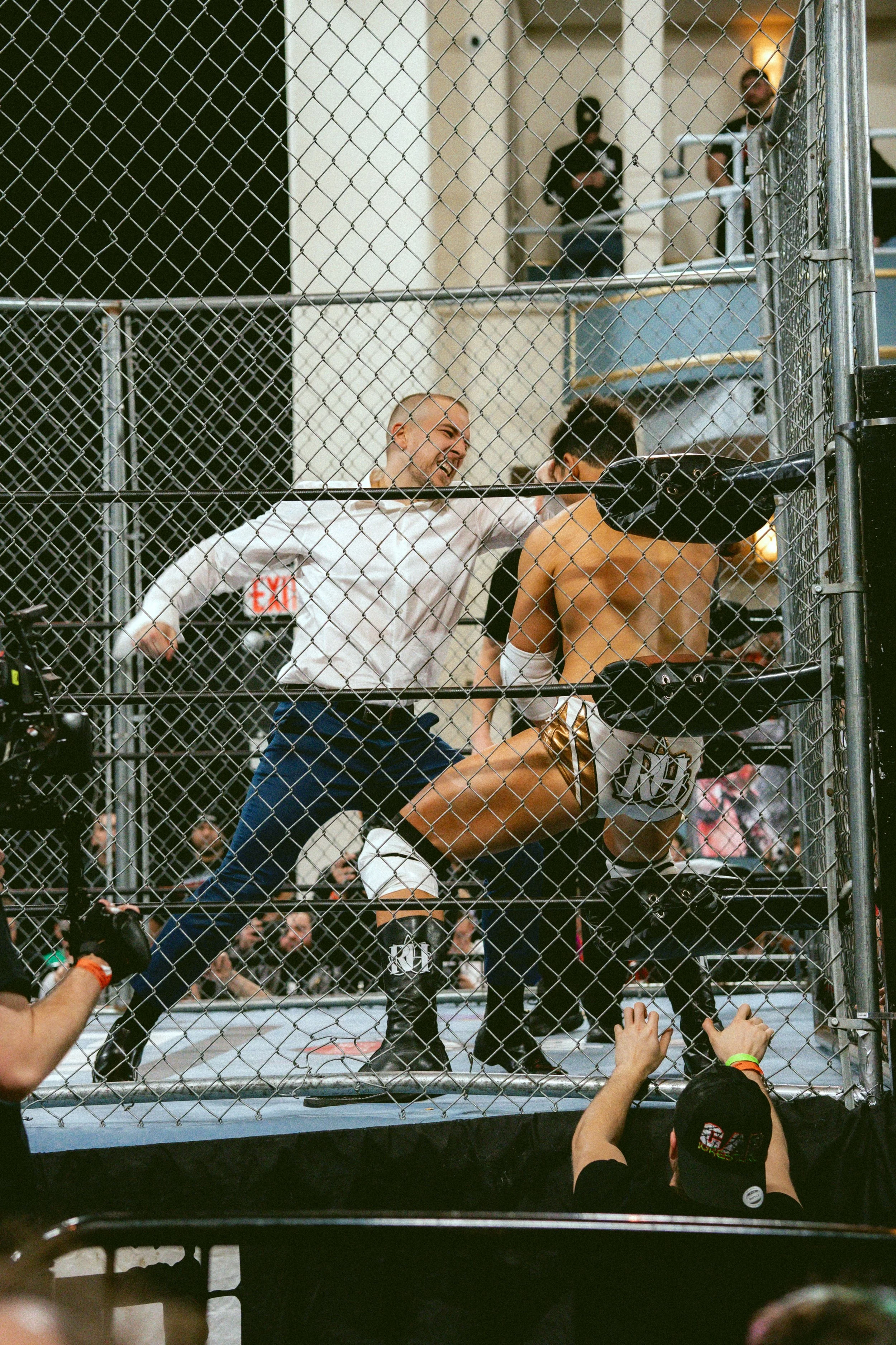 2025.01.19- GCW_The People Vs GCW_00083_Cage Match.jpeg