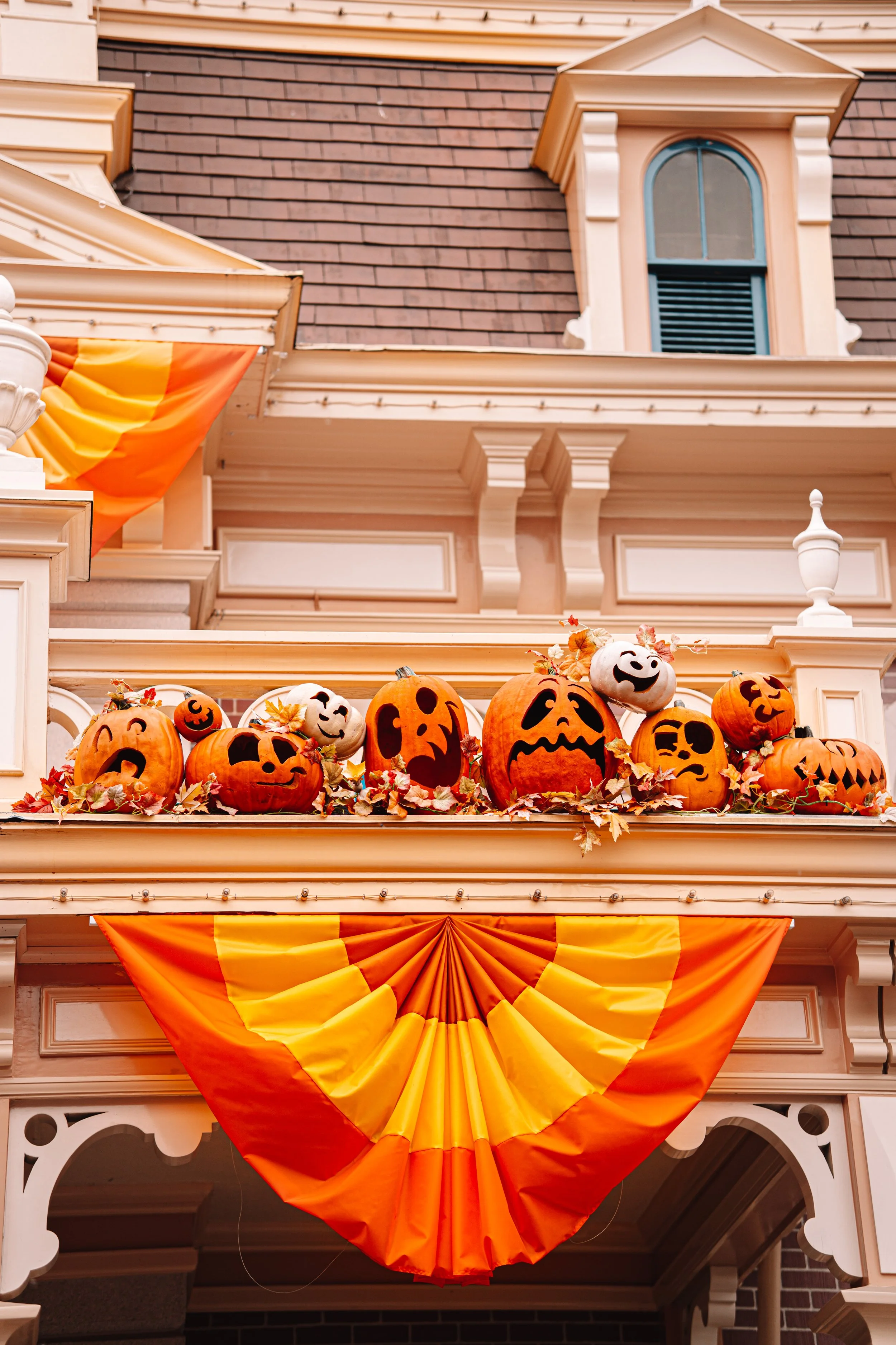 Disneyland 10:15_04779.JPG