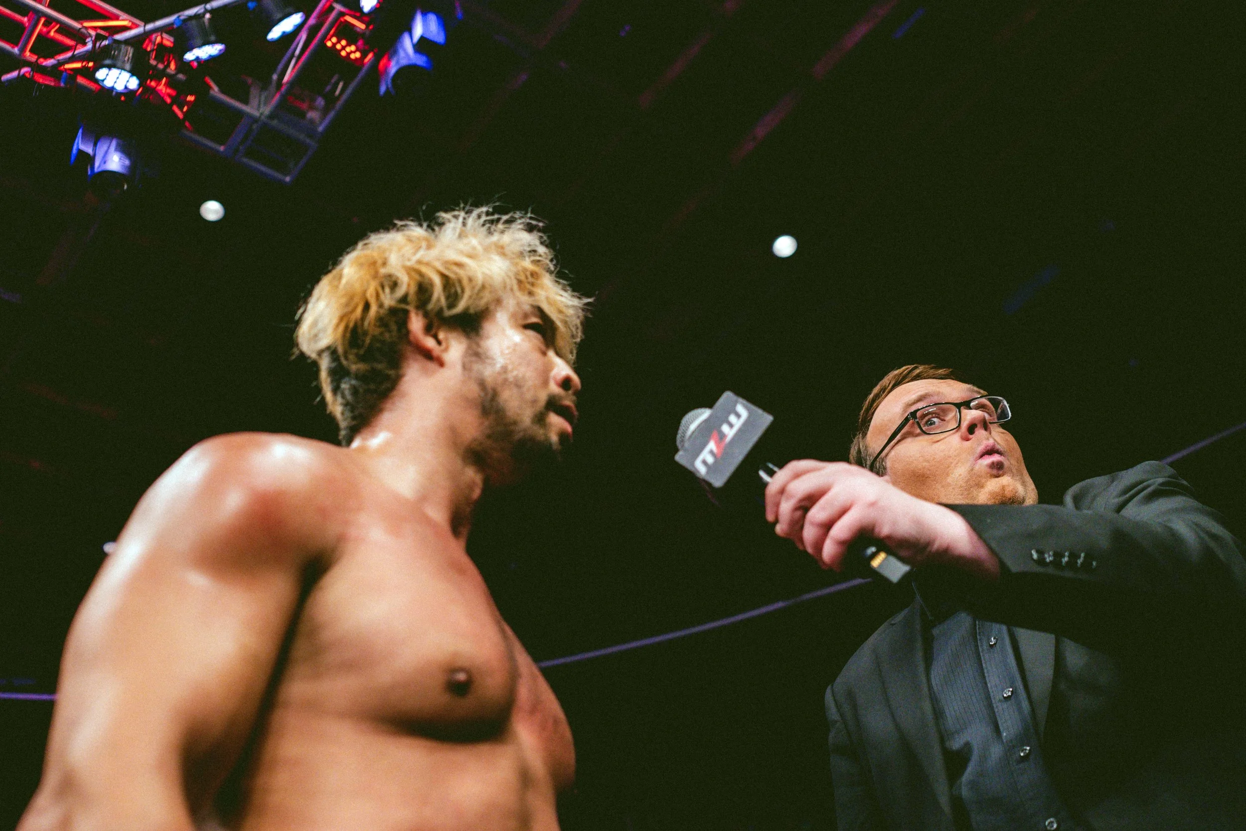 2025.02.08_MLW_SuperFight 6_00406_Kevin V Kenta.jpg