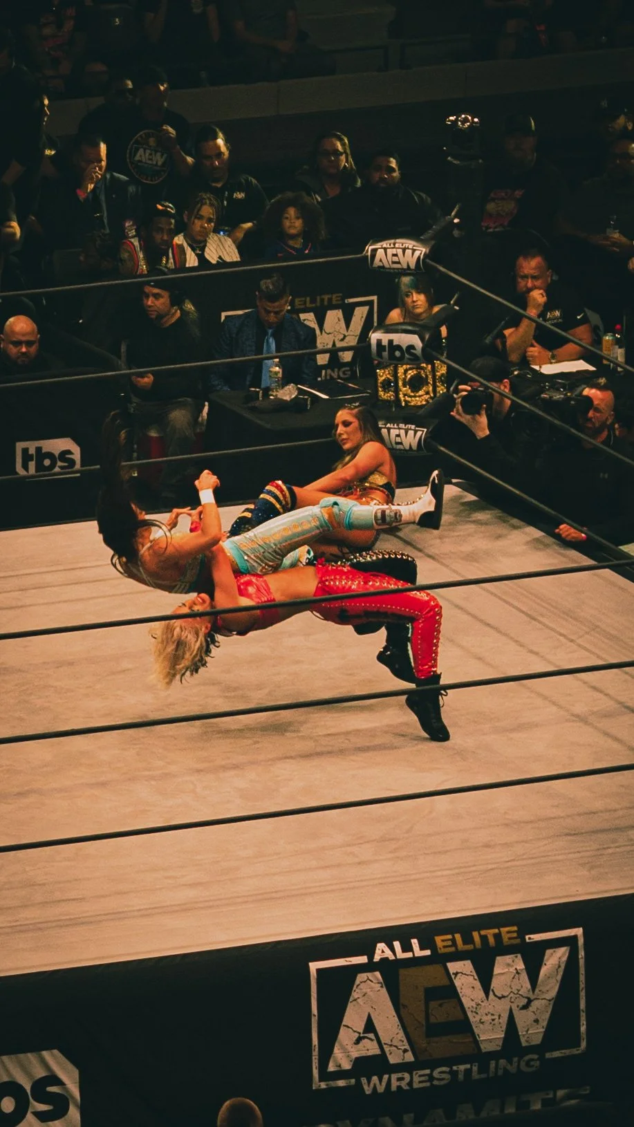 SF dot Com AEW Grand Slam 2_07166.JPG