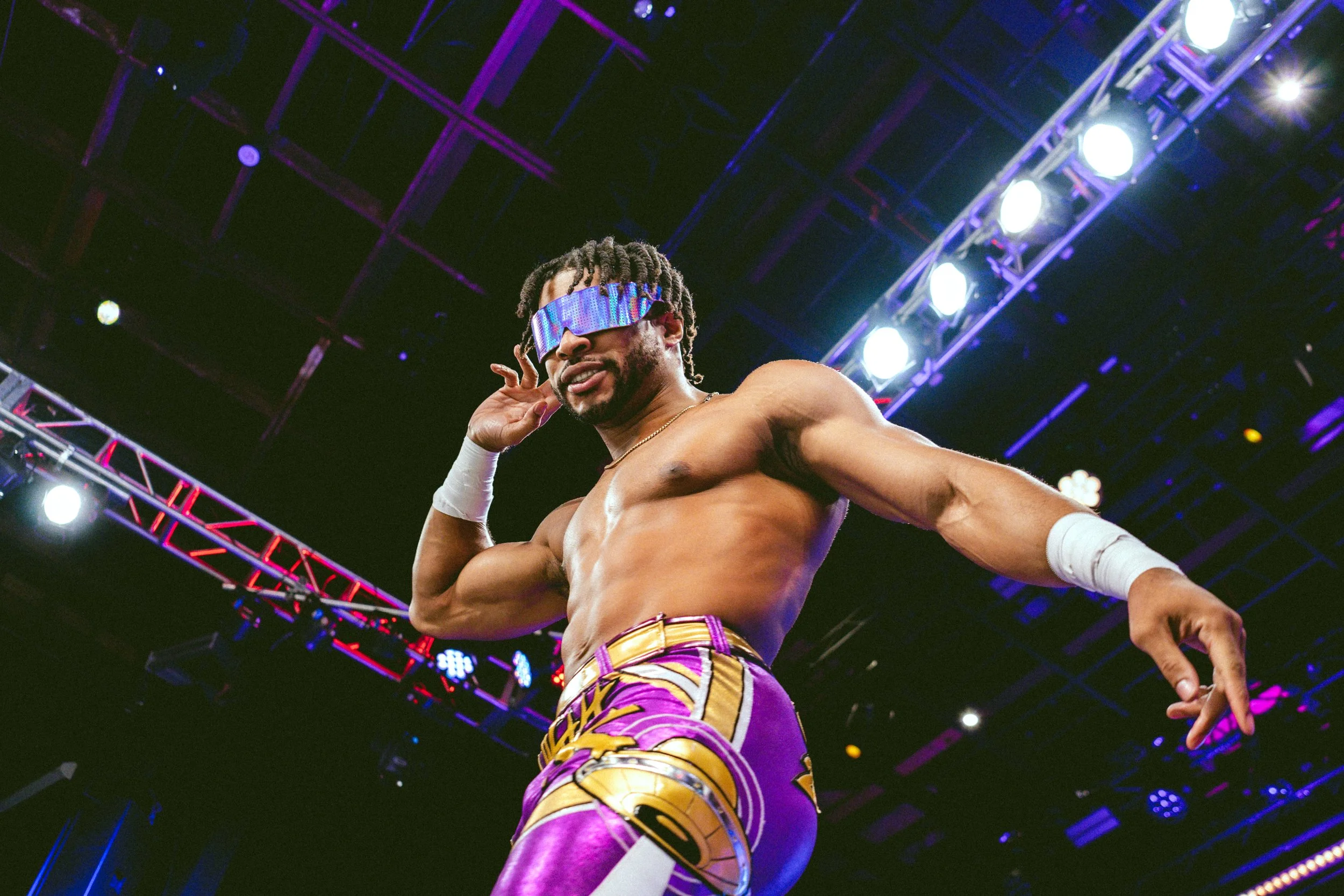 2025.02.08_MLW_SuperFight 6_00197_Kevin V Kenta.jpg