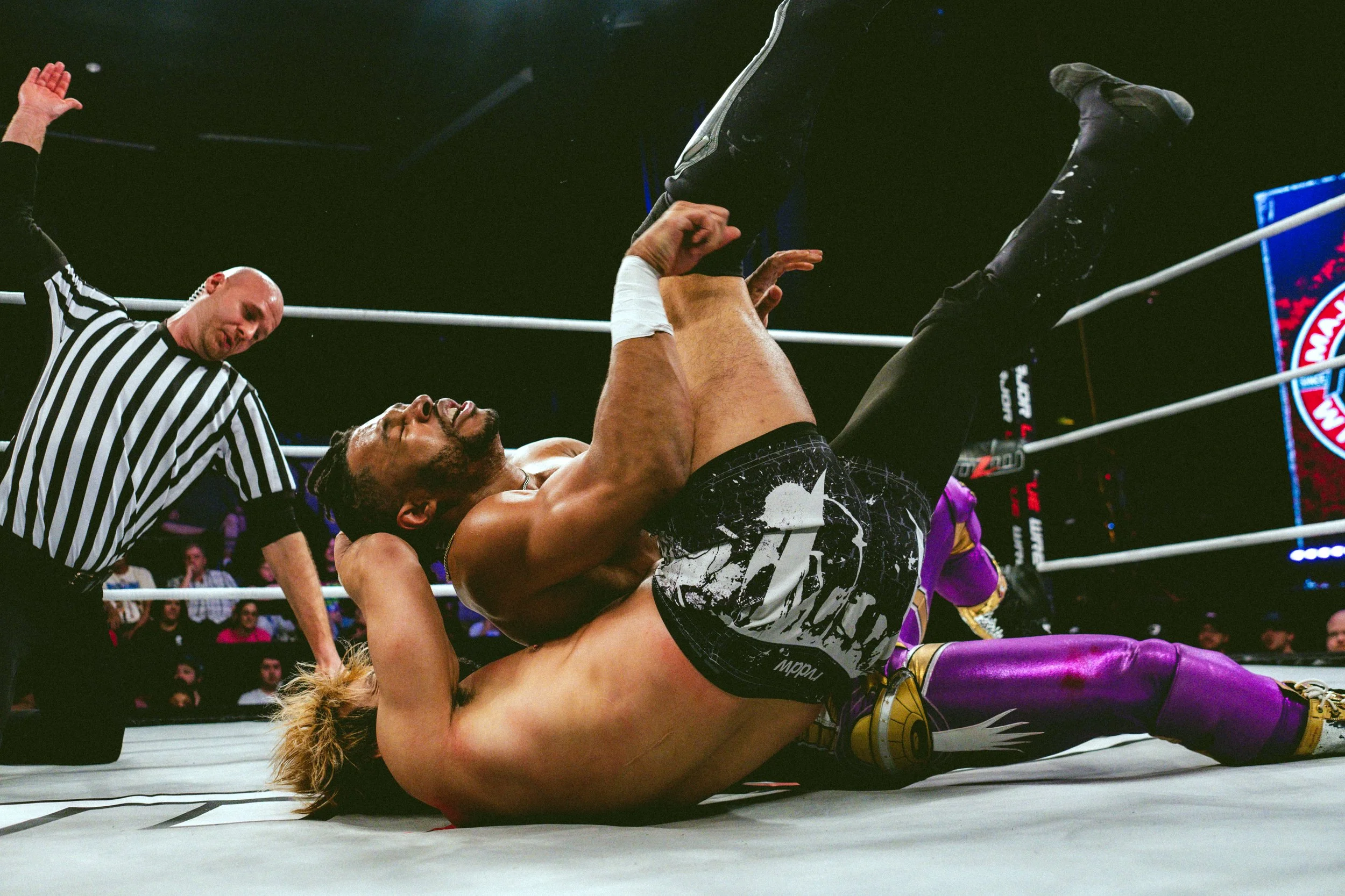 2025.02.08_MLW_SuperFight 6_00282_Kevin V Kenta.jpg