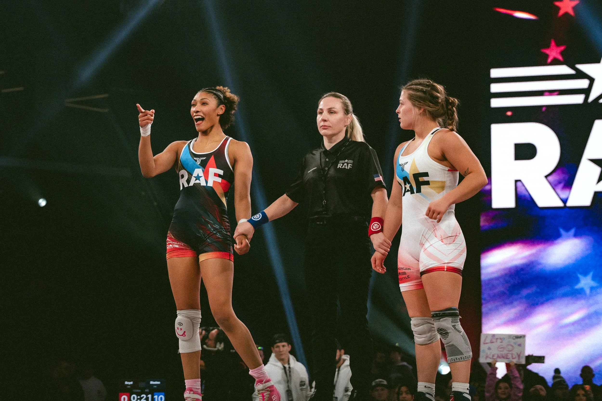 2025.12.20_RAF04_00498_Blades V Boyd.jpg