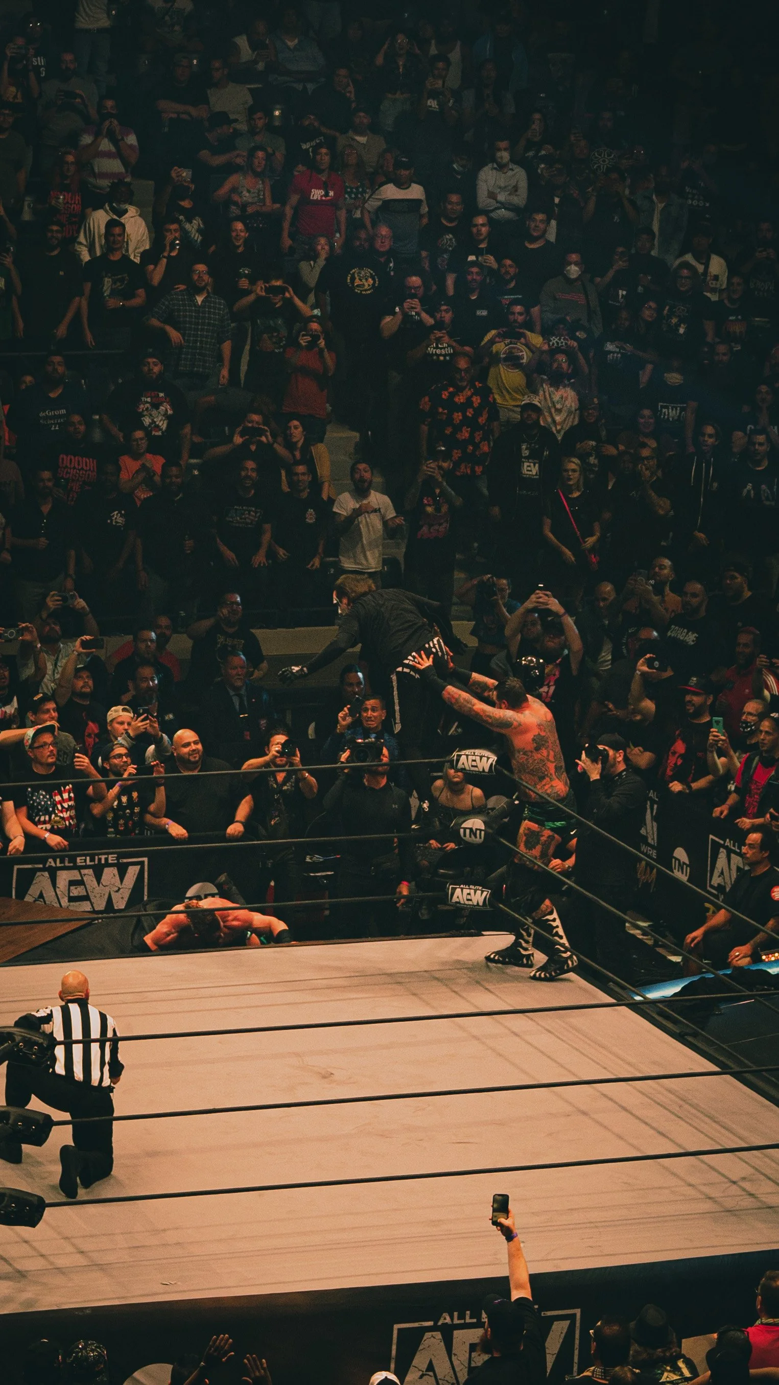 SF dot Com AEW Grand Slam 2_08295.JPG