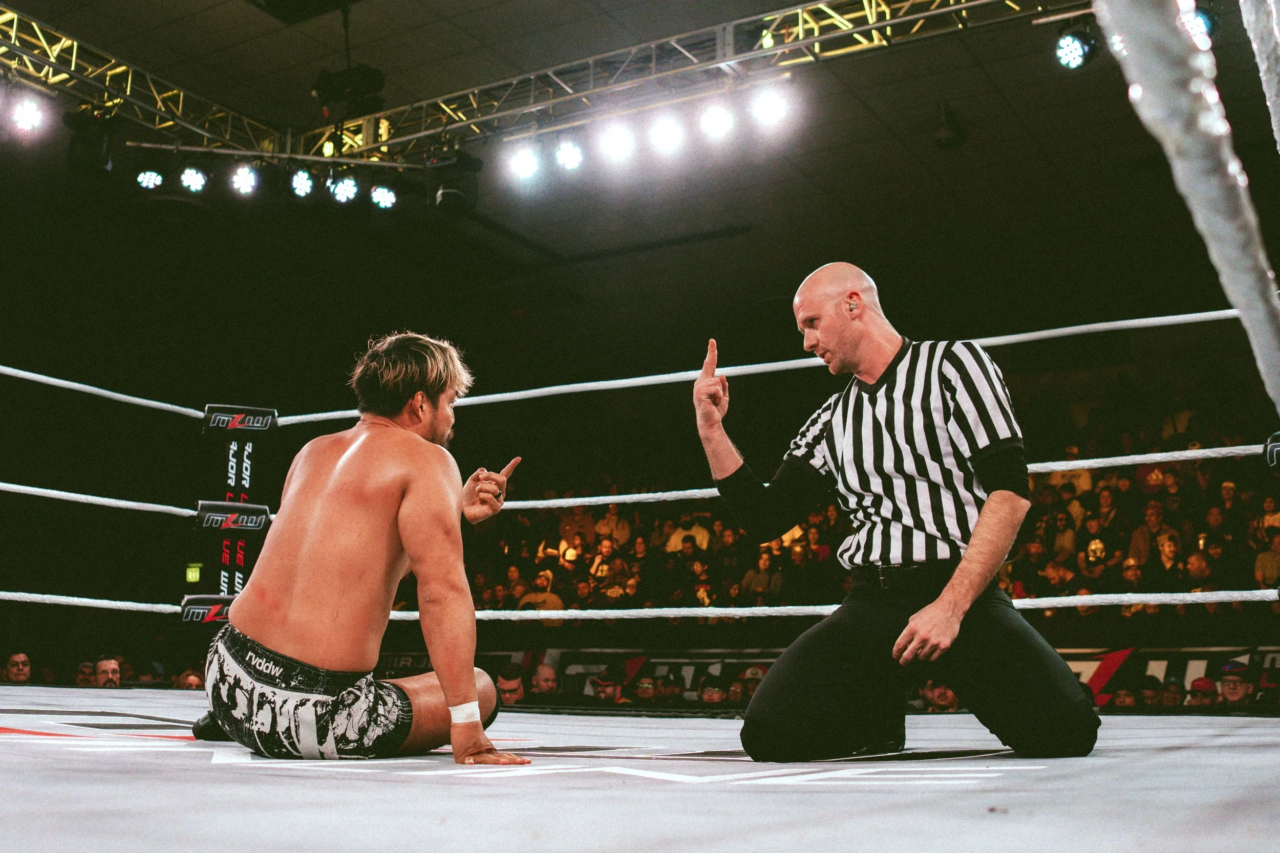 2024.11.23-MLW_Slaughterhouse_00175_Kenta V London.JPG