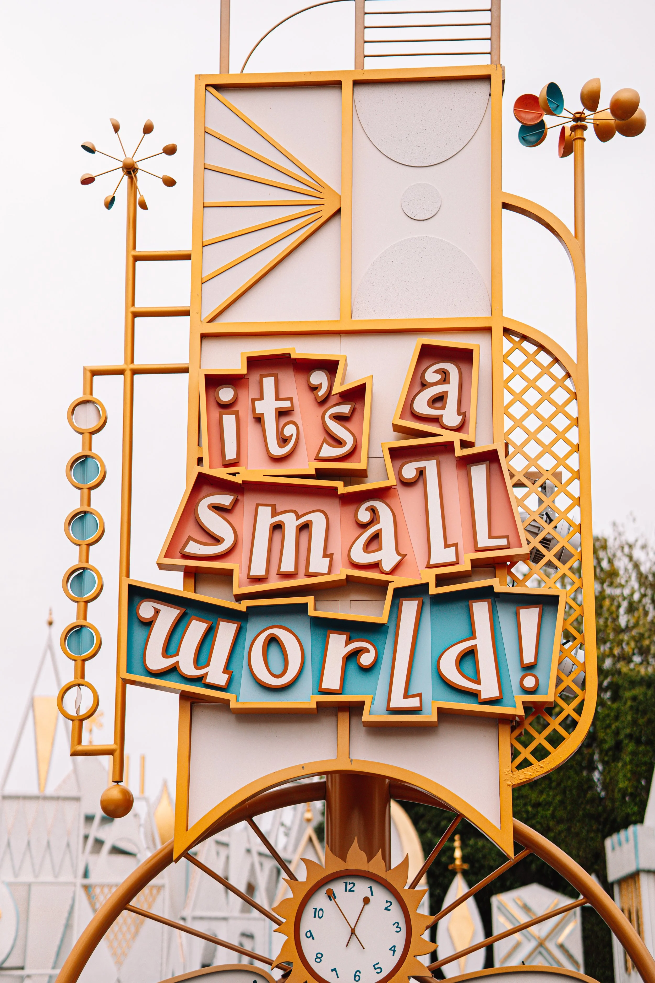 Disneyland 10:15_05176.JPG