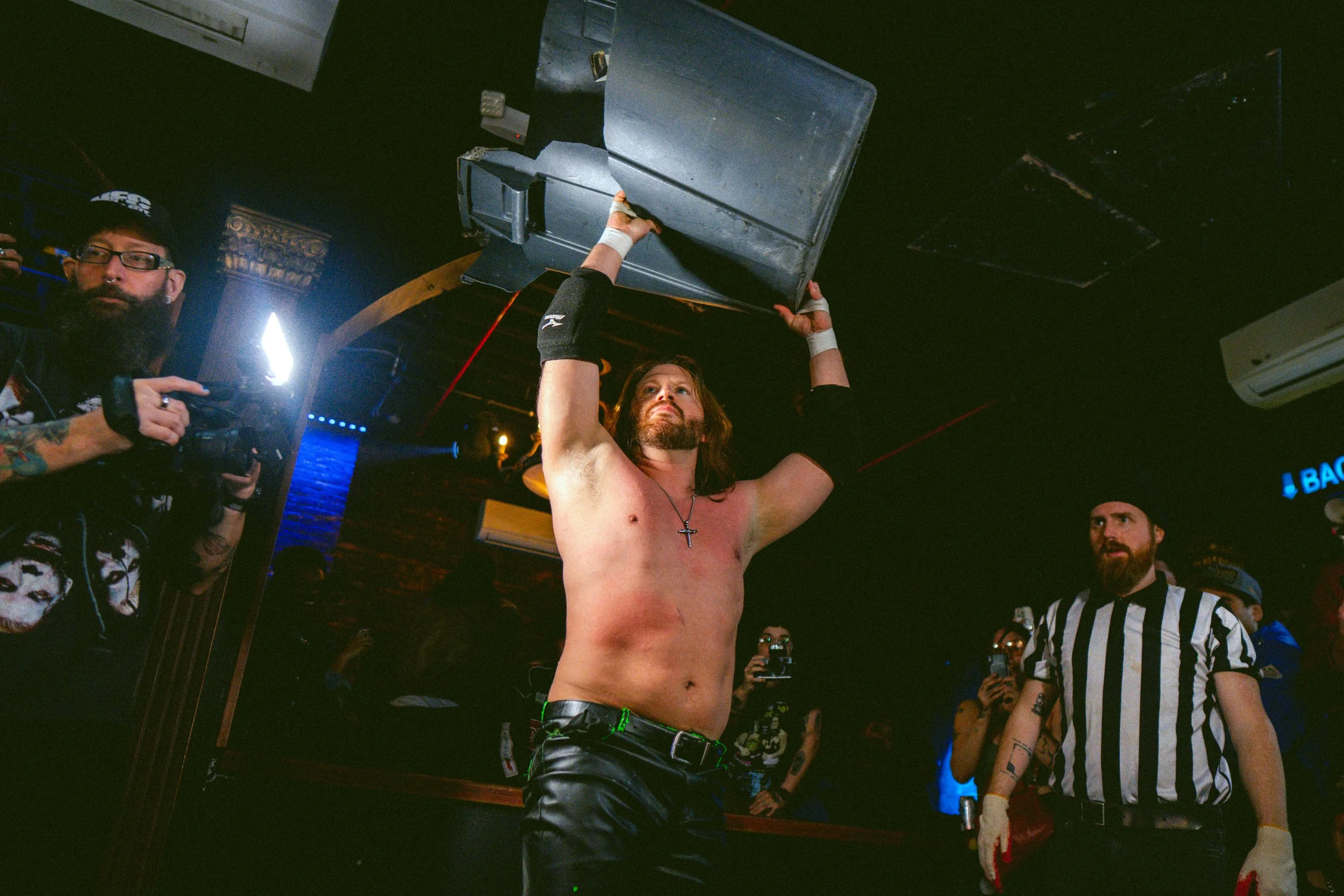 2025.03.23- NFC_Crack the Bone_00209_Kit V Ron.jpg