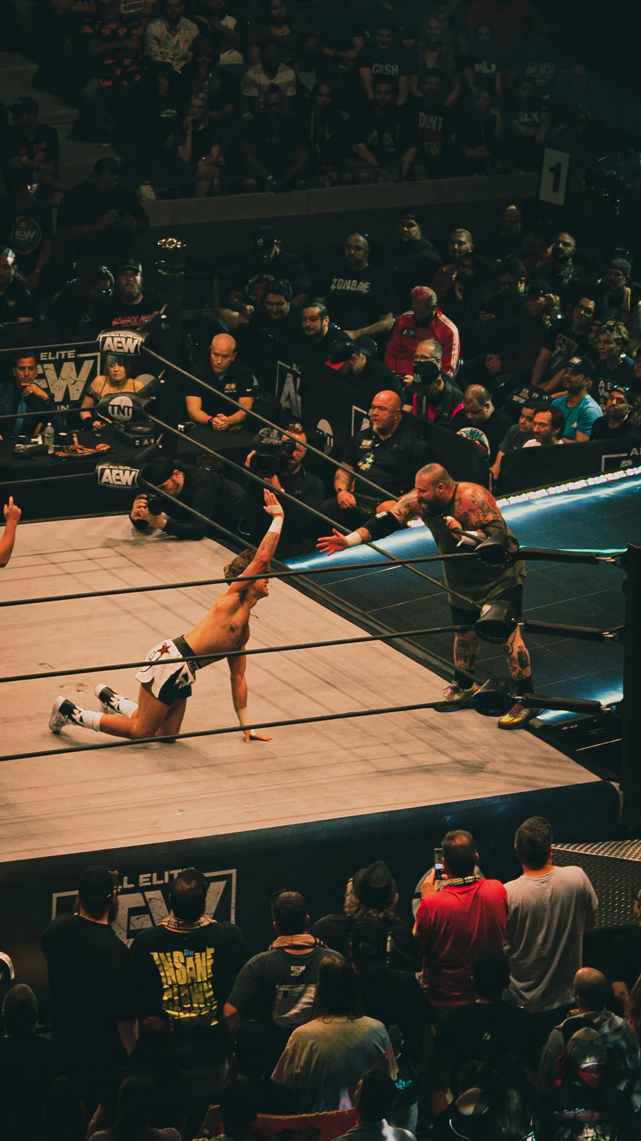 SF dot Com AEW Grand Slam 2_08717.JPG