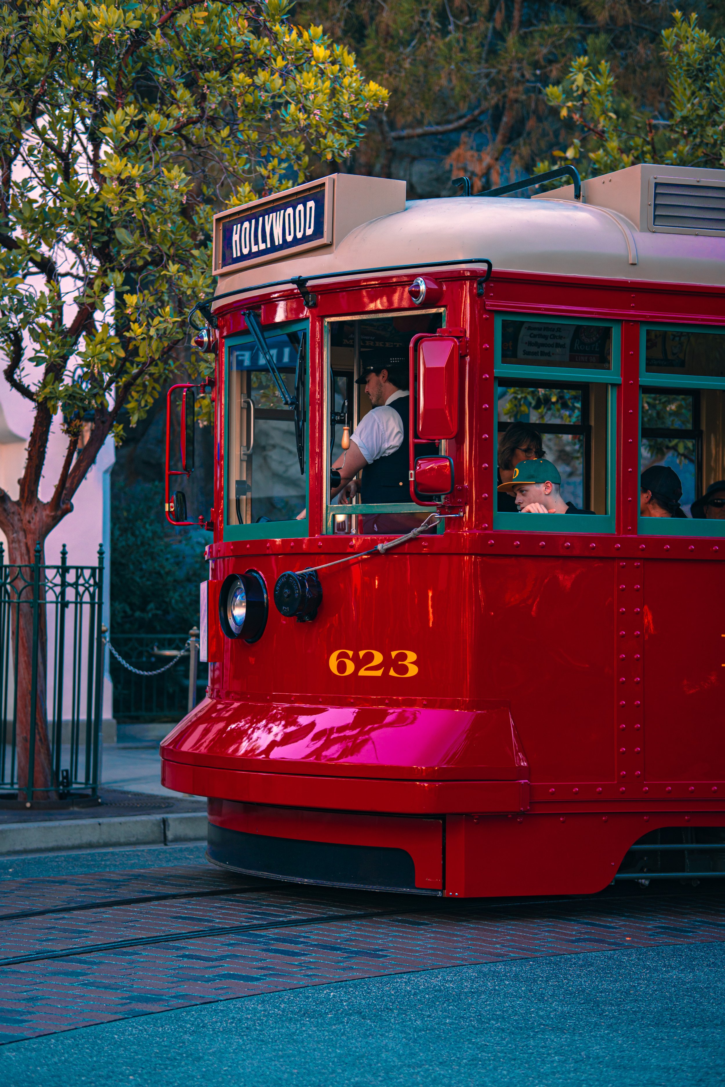 Disneyland 10:1707479.JPG