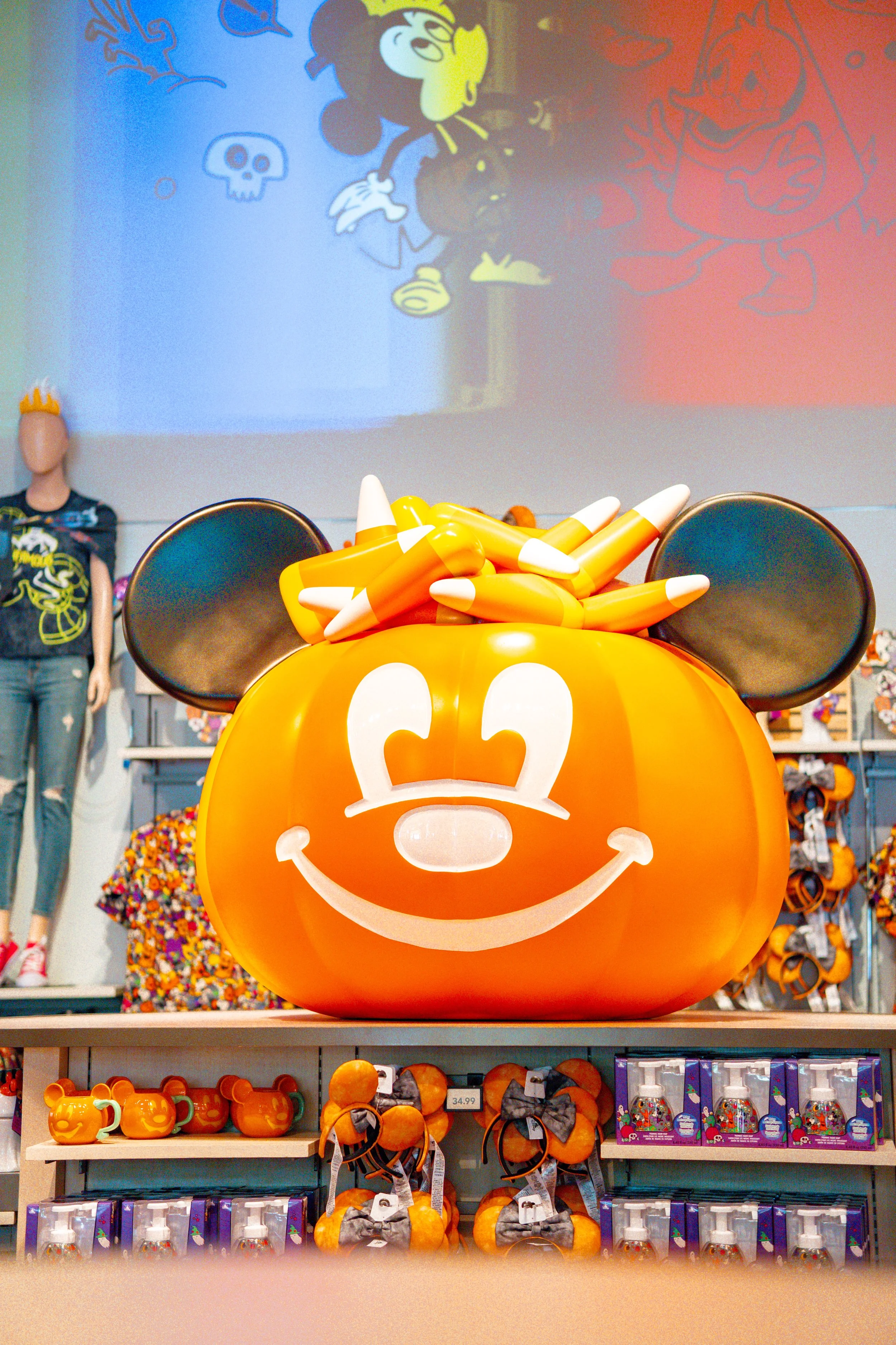 Disneyland 10:20_09783.JPG