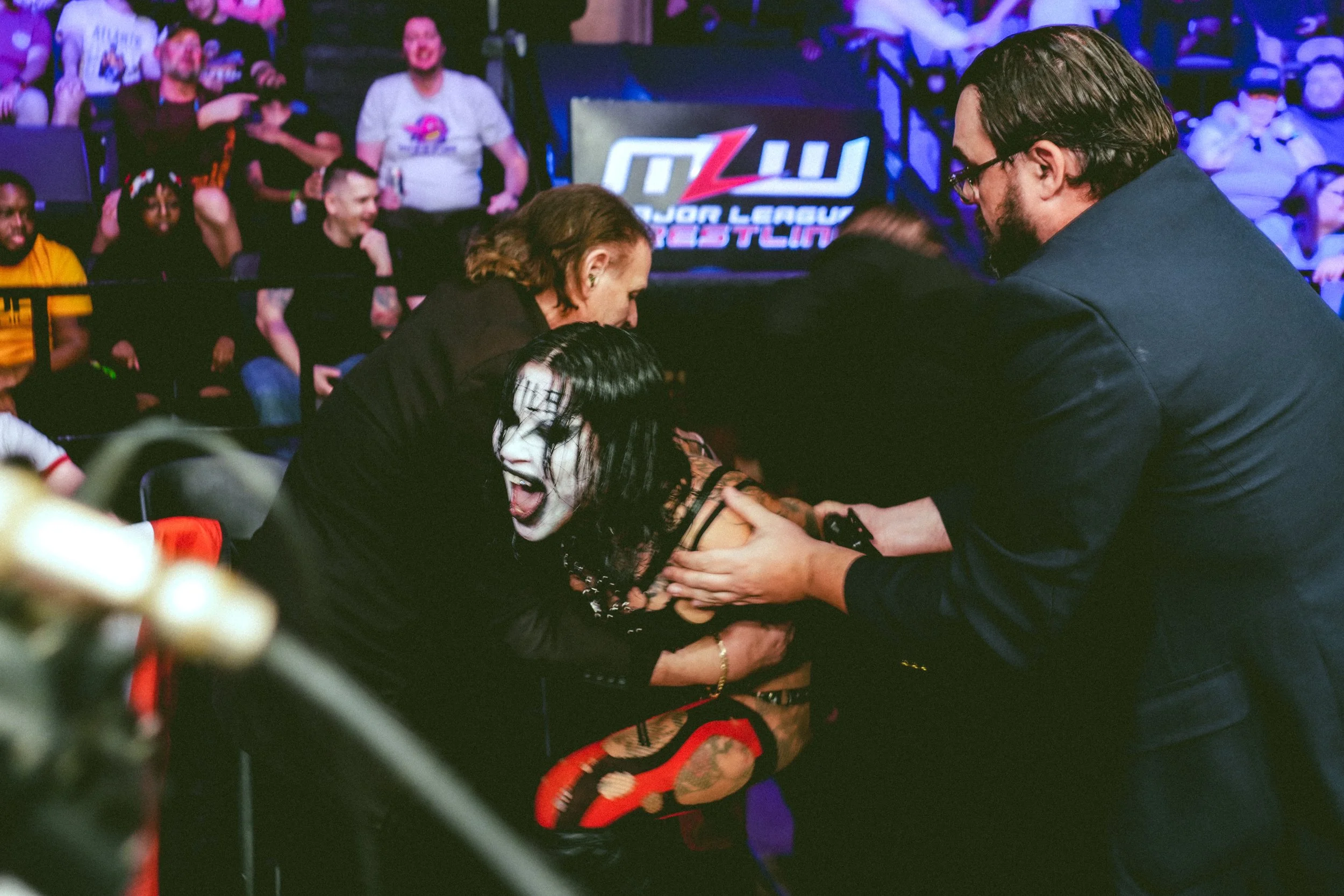 2025.02.08_MLW_SuperFight 6_00201_Tara Attack.jpg