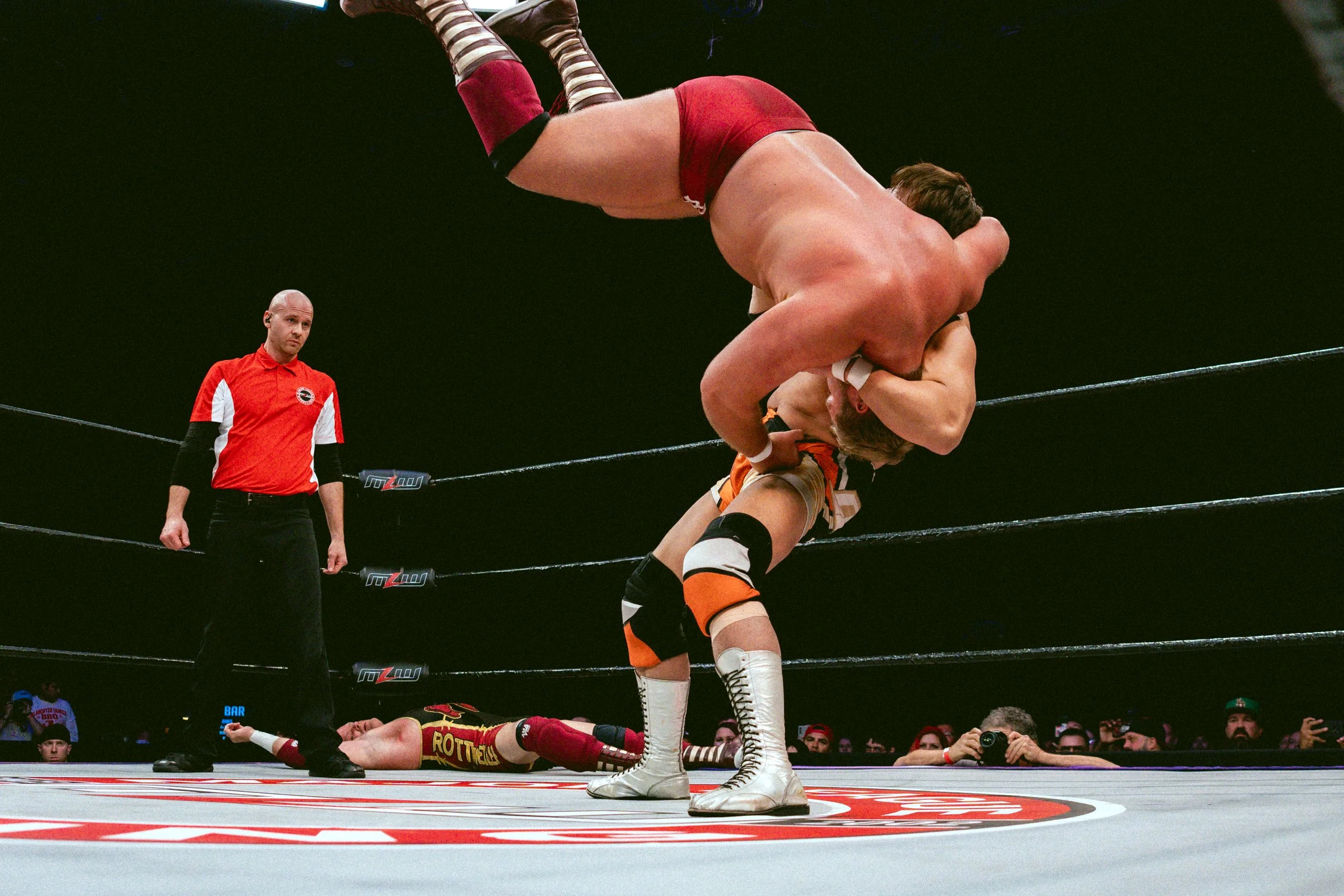 2025.04.05_MLW_Battle Riot VII_00081_CozyMax V The Andersons.jpg