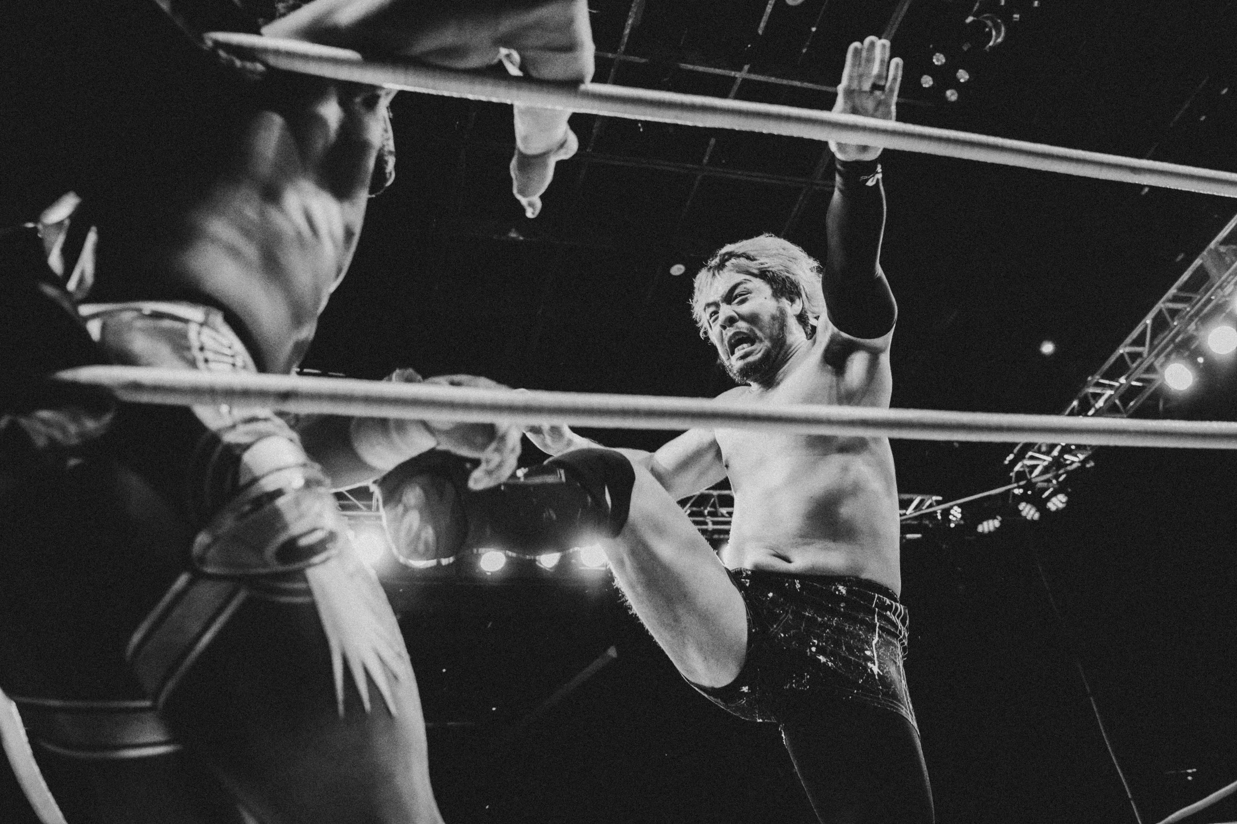 2025.02.08_MLW_SuperFight 6_00322-2_Kevin V Kenta.jpg