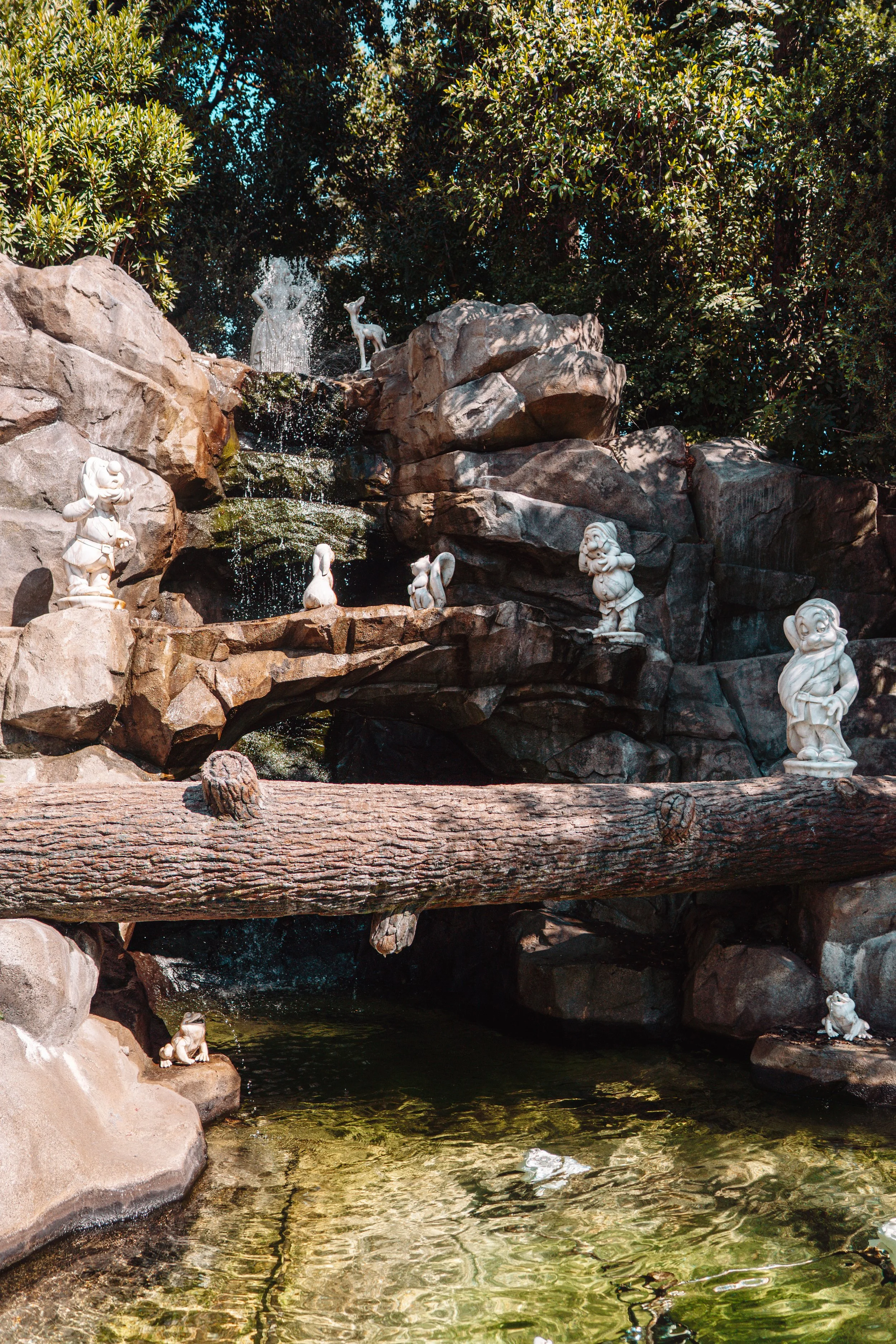 Disneyland 10:21_00220.JPG