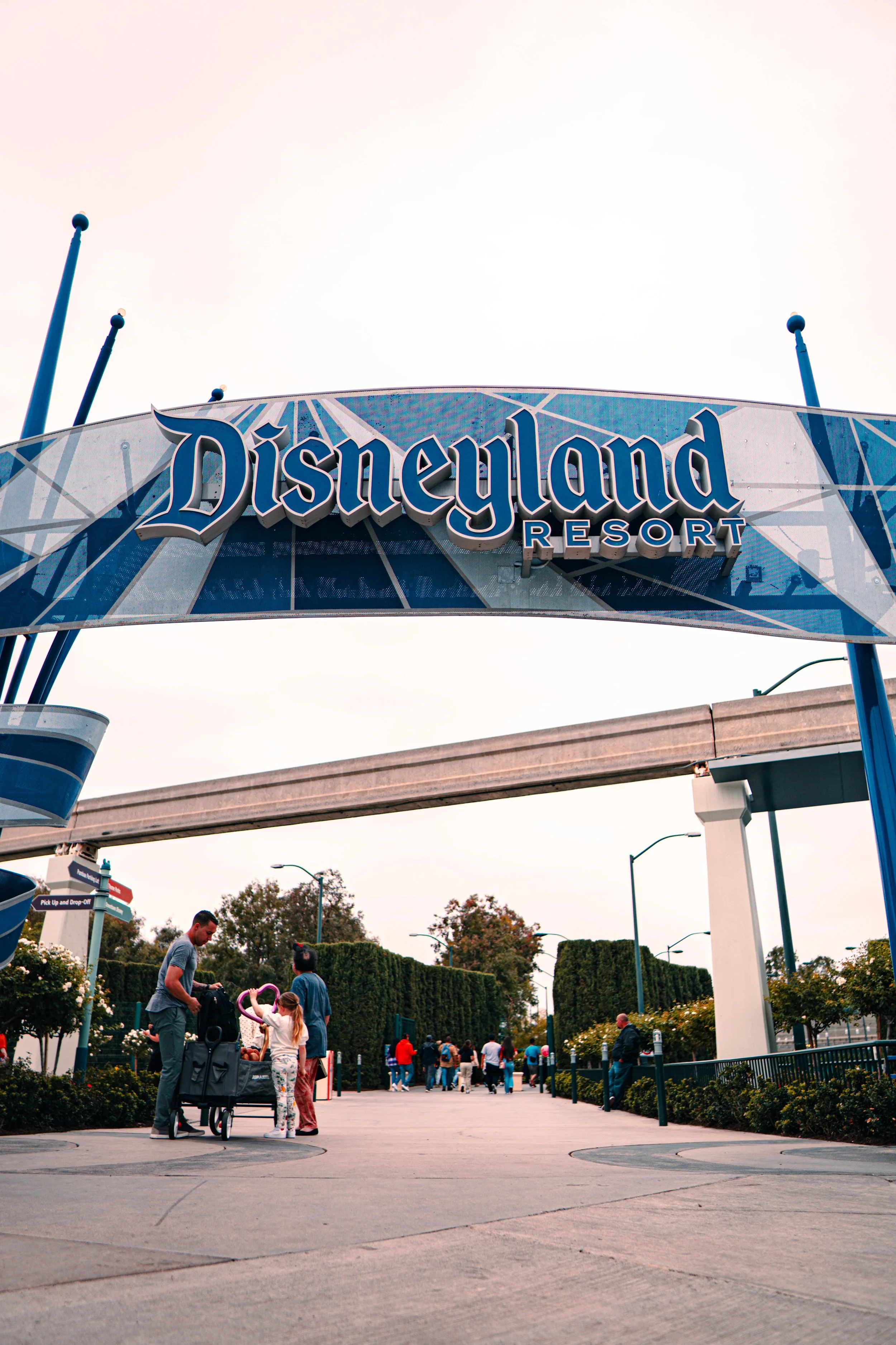 Disneyland 10:15_04734.JPG