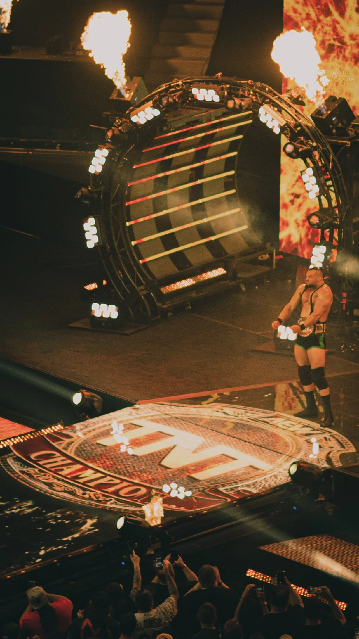 SF dot Com AEW Grand Slam 2_08849.JPG