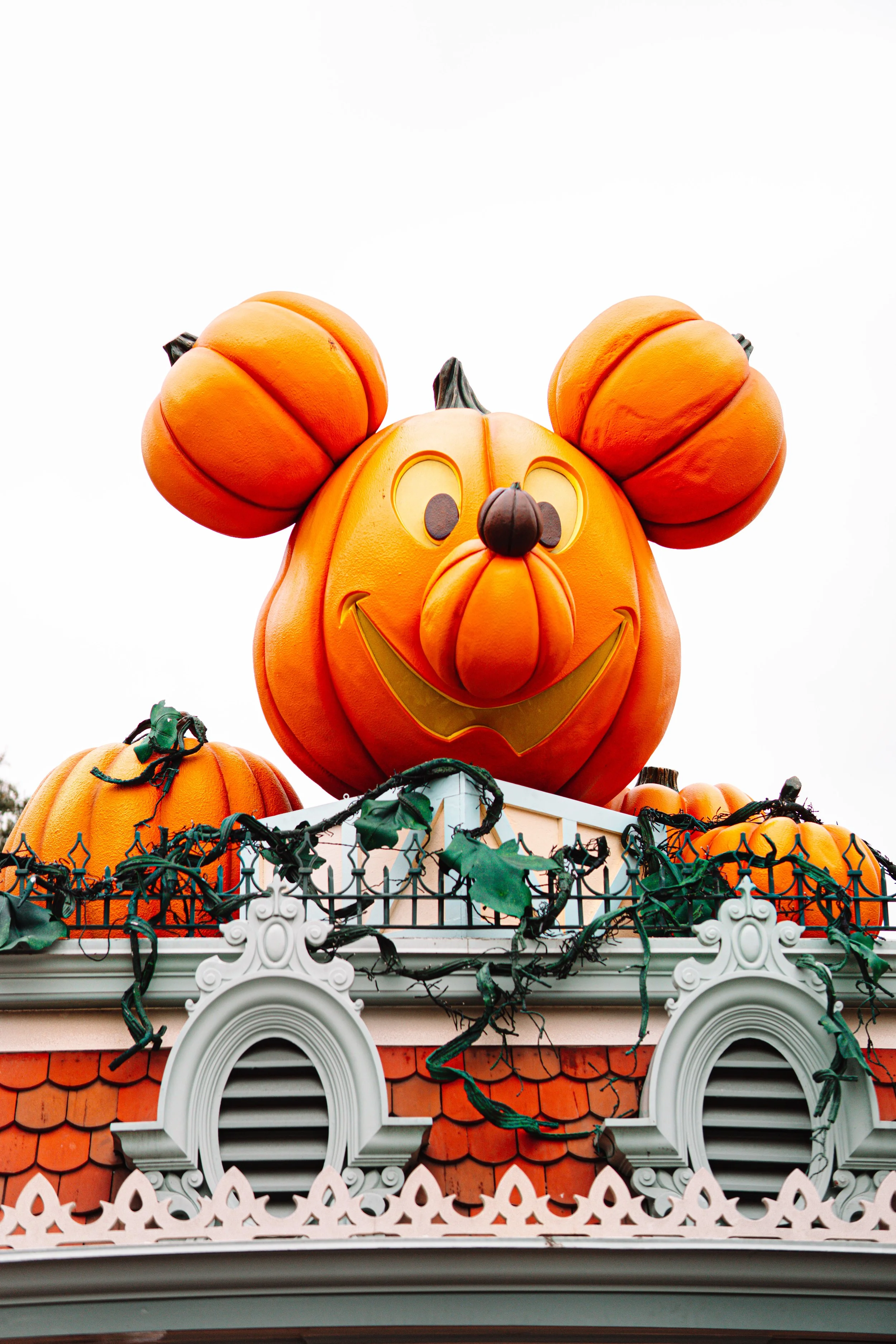 Disneyland 10:15_05489.JPG