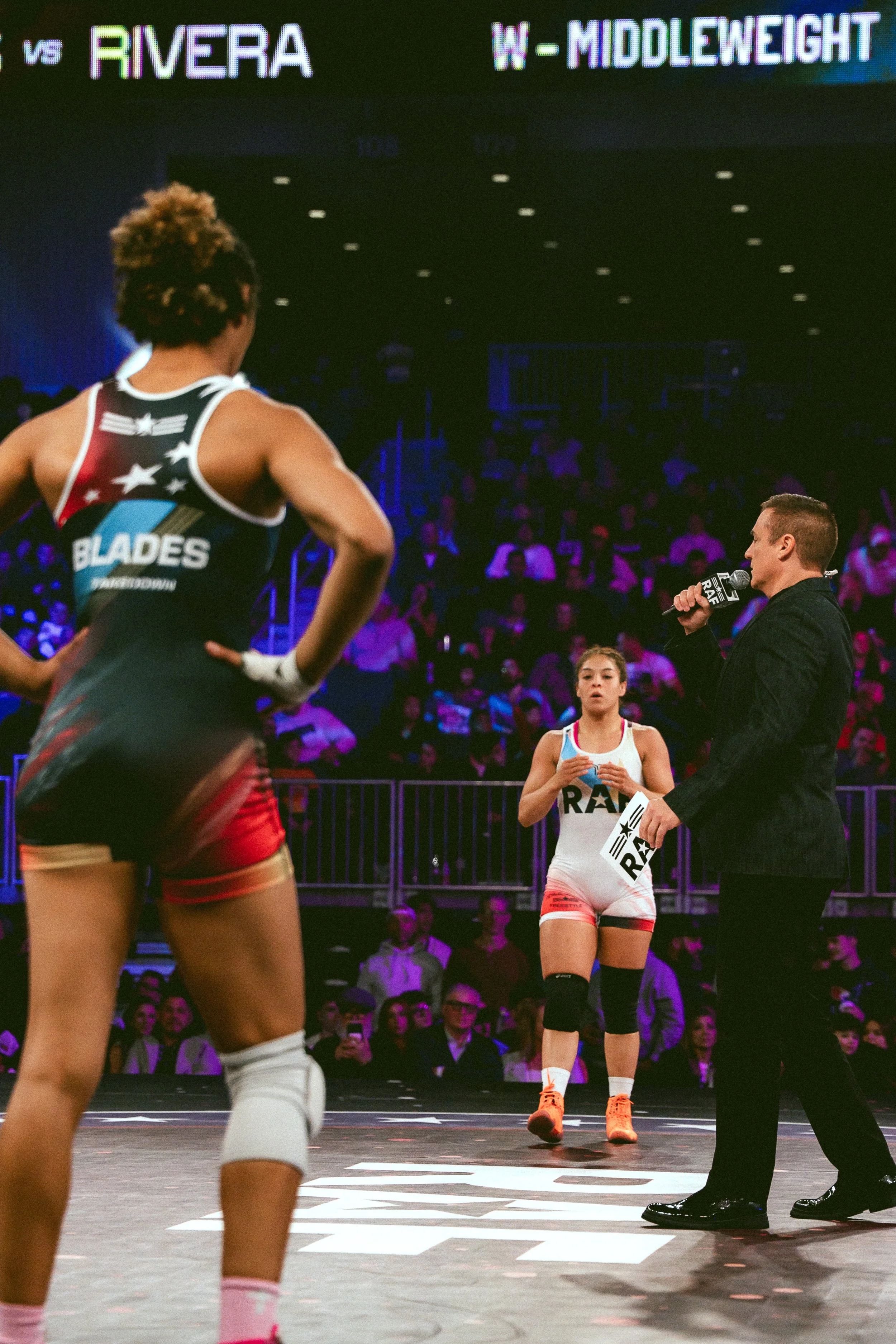 2025.11.29- RAF03_00980_Blades V Rivera.jpg