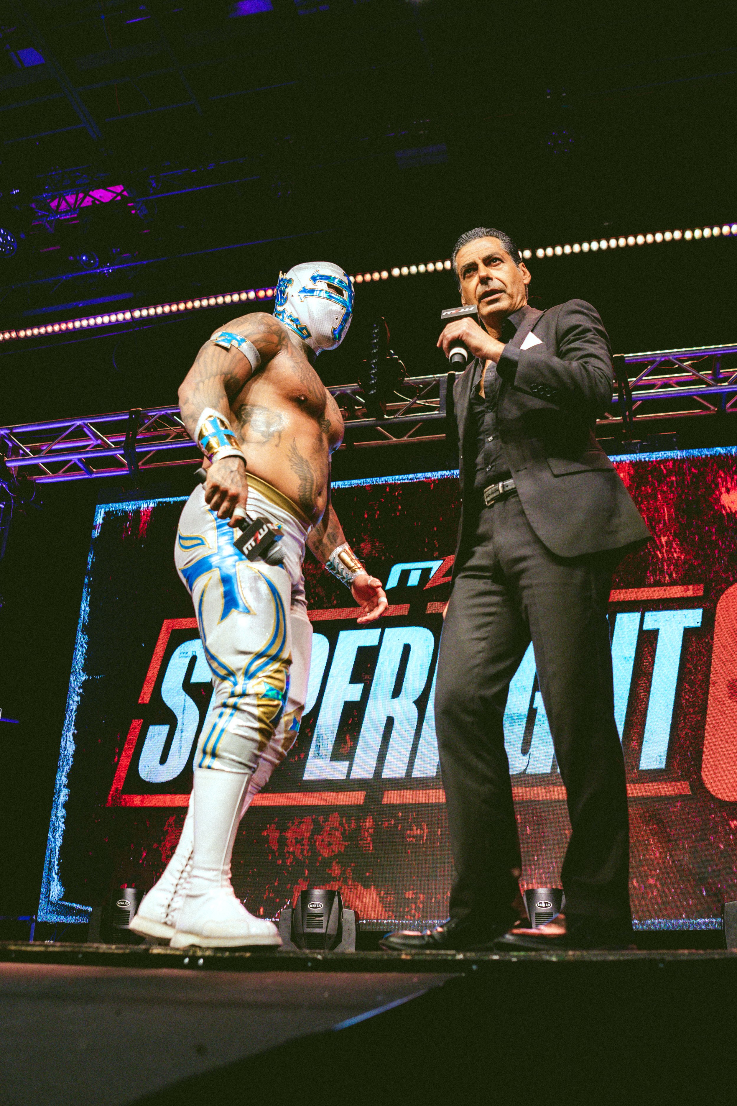 2025.02.08_MLW_SuperFight 6_00170_Mistico y Mascara V Templario y Esfinge.jpg