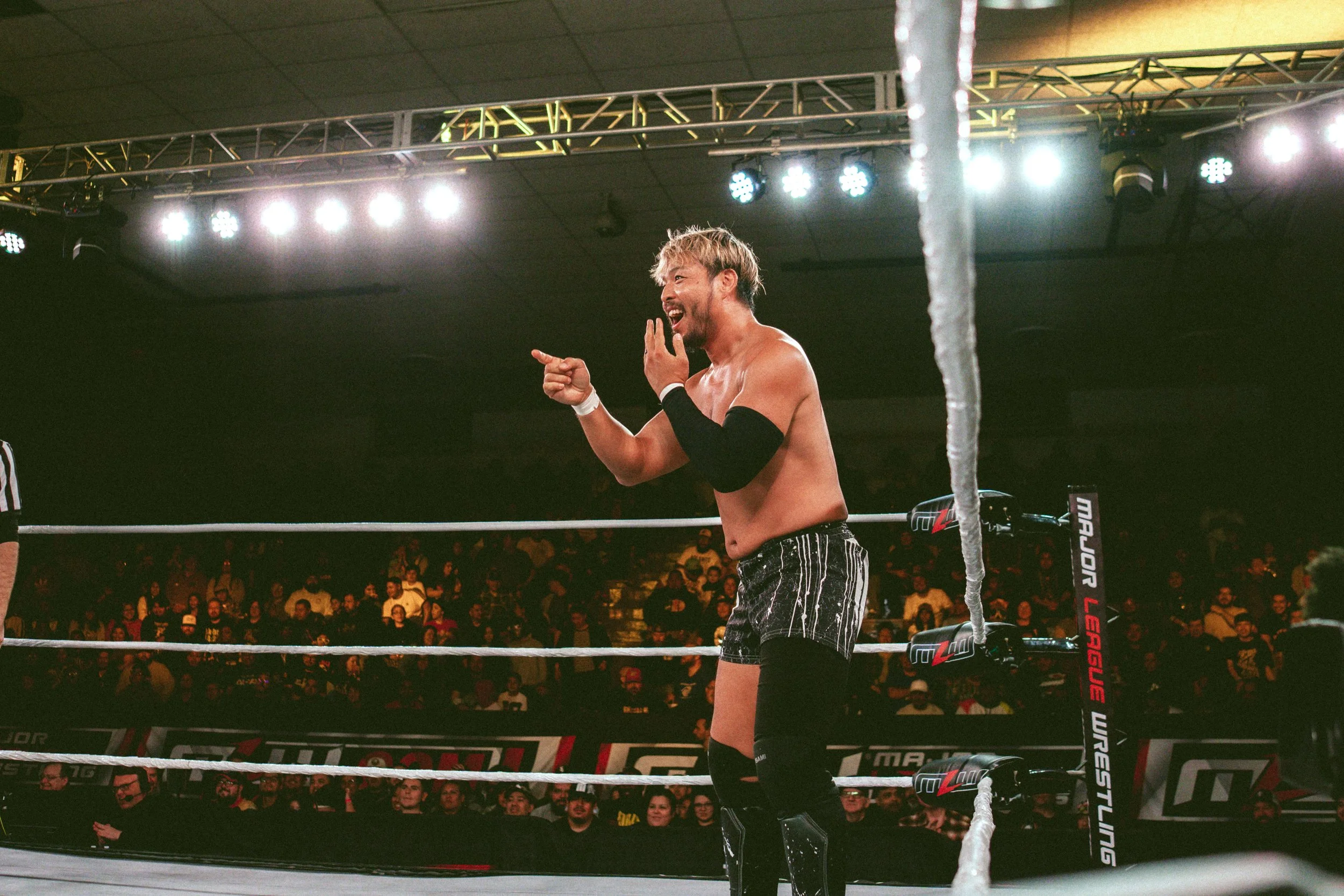 2024.11.23-MLW_Slaughterhouse_00165_Kenta V London.JPG