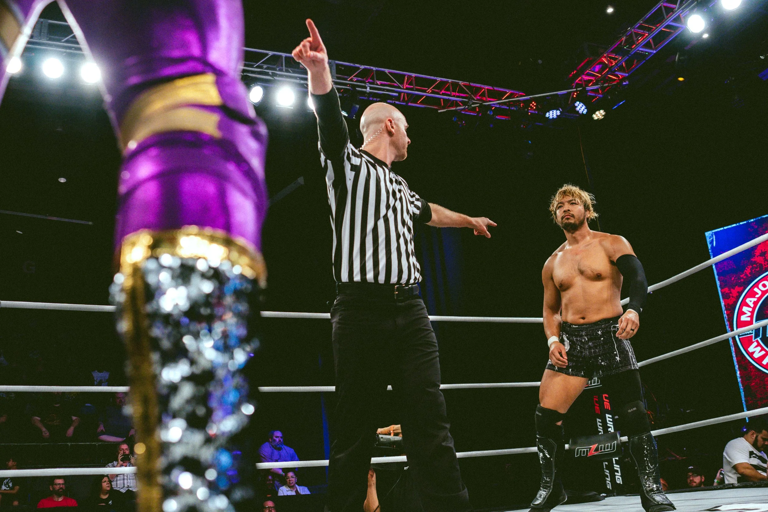 2025.02.08_MLW_SuperFight 6_00214_Kevin V Kenta.jpg