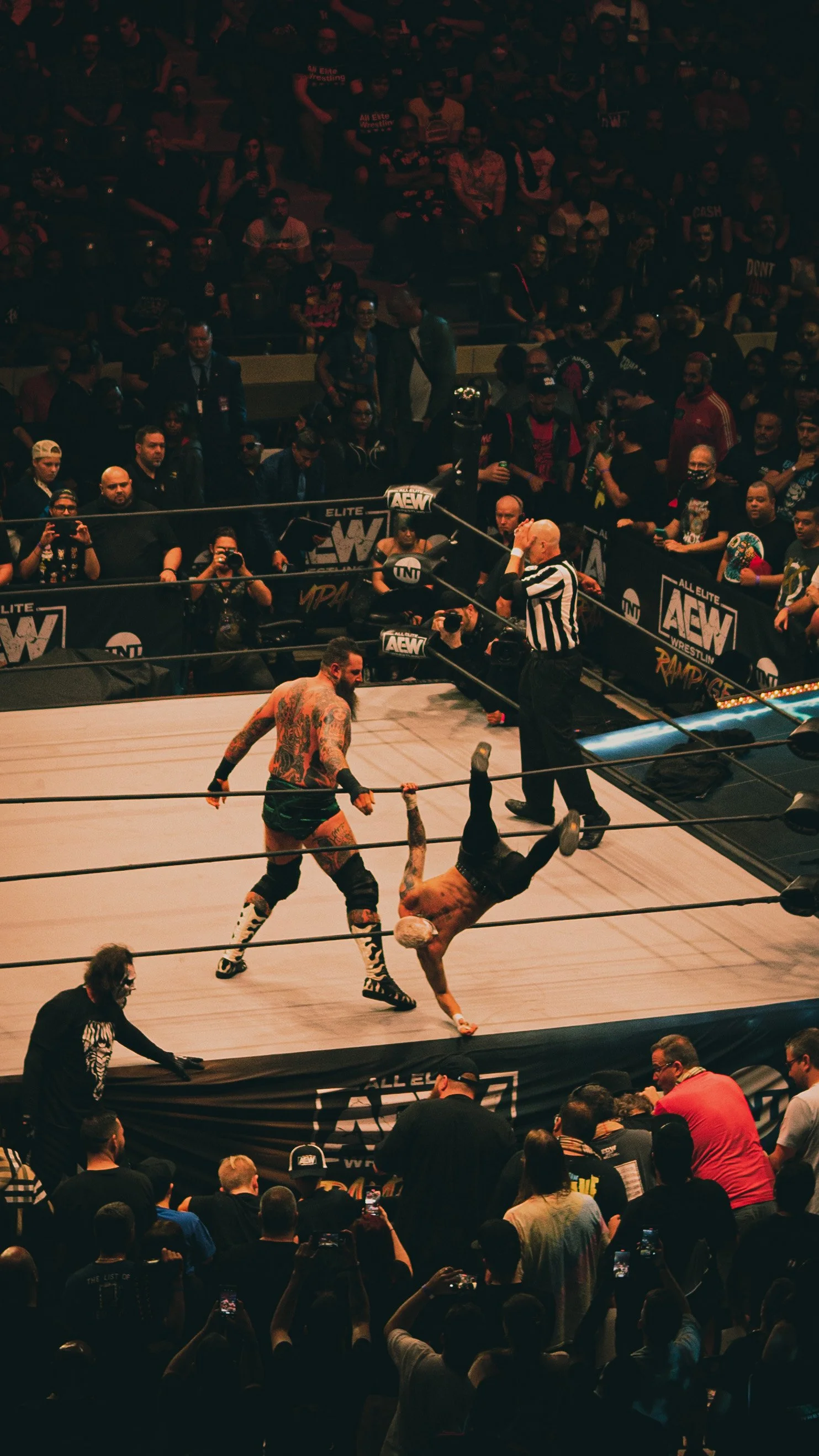 SF dot Com AEW Grand Slam 2_08174.JPG