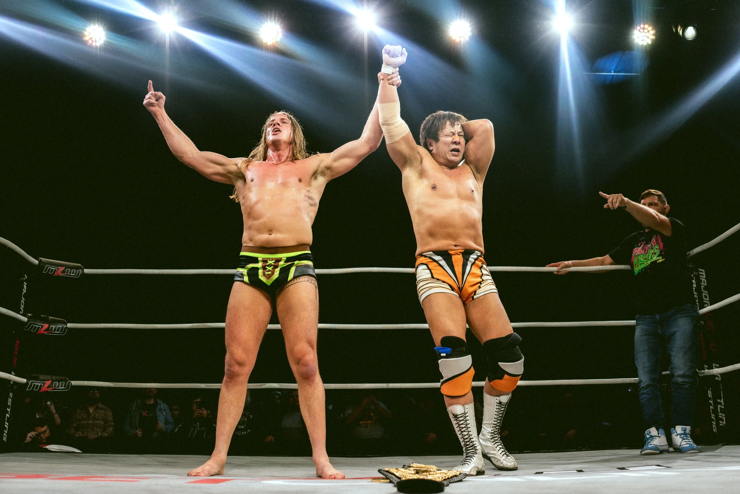 2025.01.11_MLW_KINGS_00648_Kojima V Riddle.jpeg