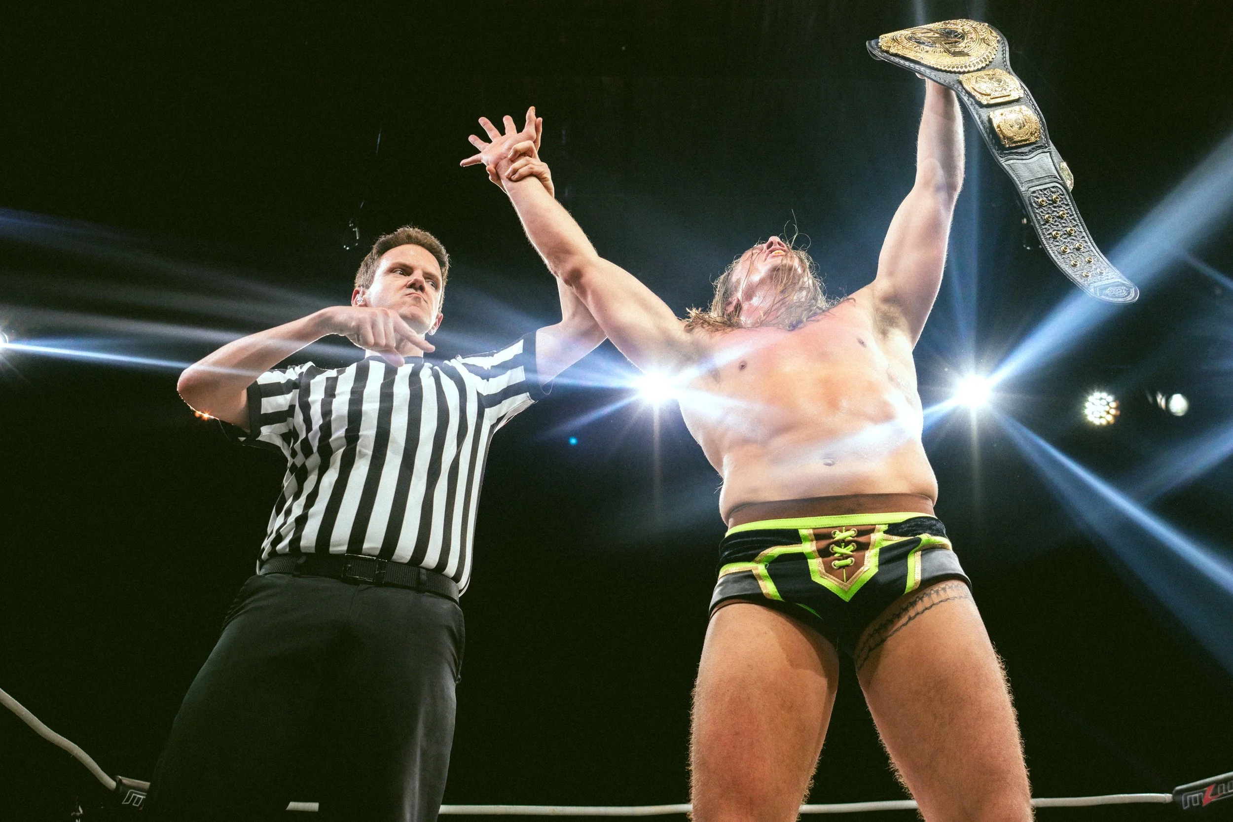 2025.01.11_MLW_KINGS_00627_Kojima V Riddle.jpeg