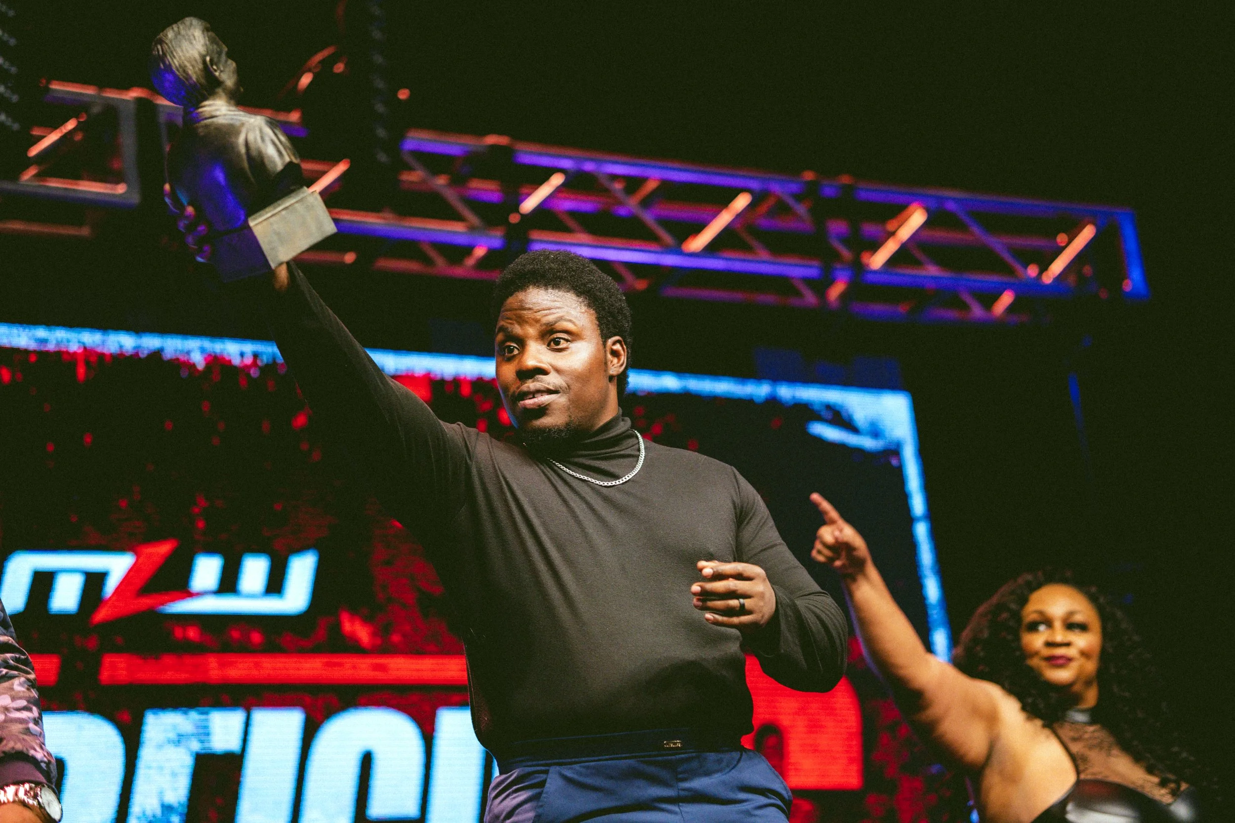 2025.02.08_MLW_SuperFight 6_00039_Bischoff Segment.jpg