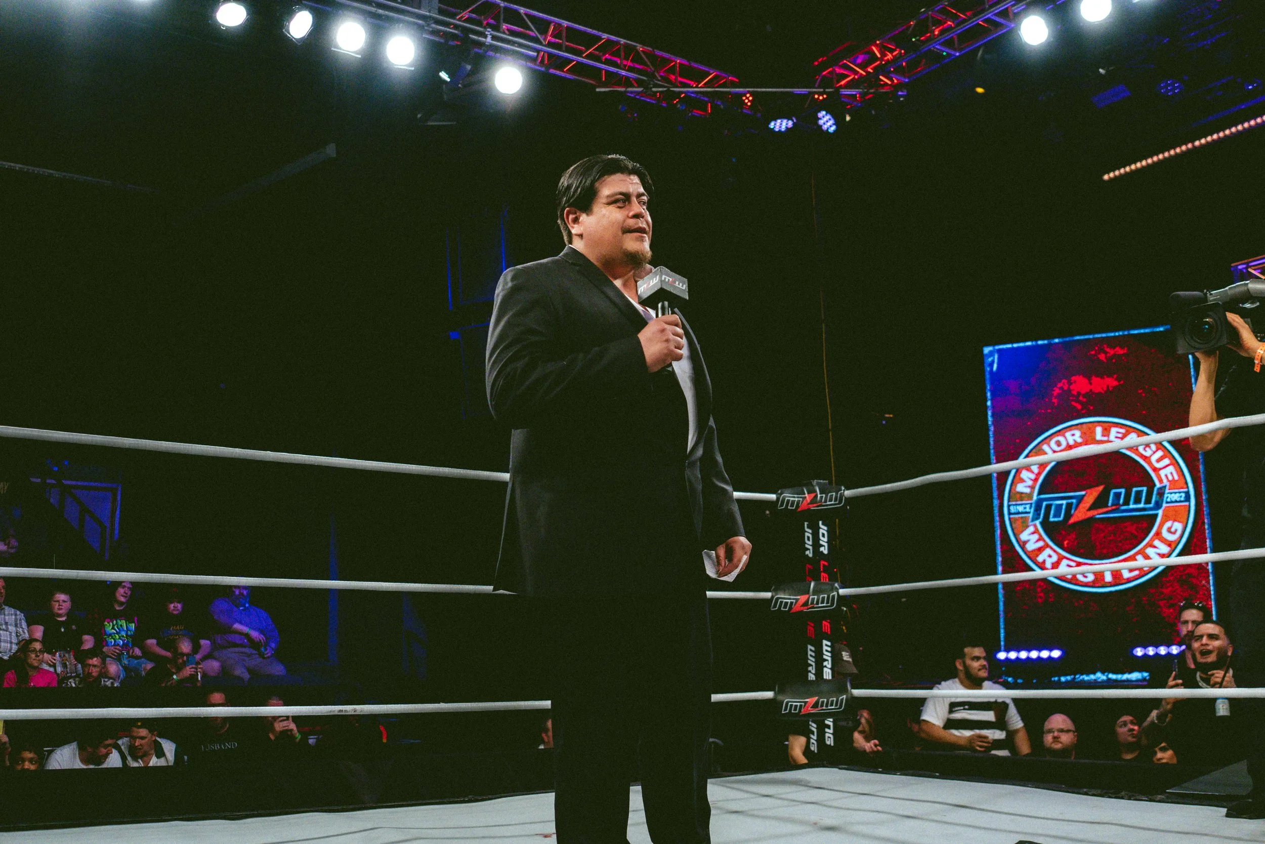 2025.02.08_MLW_SuperFight 6_00053_Mistico y Mascara V Templario y Esfinge.jpg