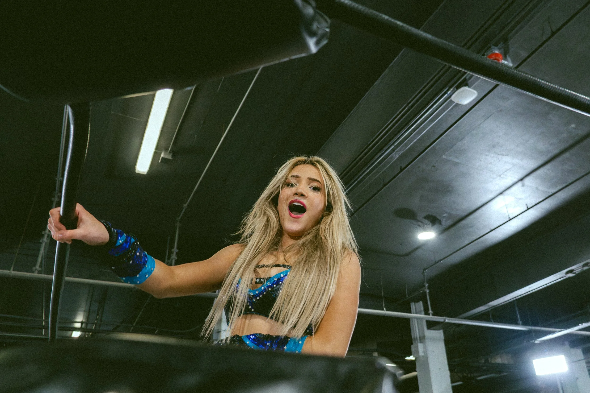 2025.03.16- GCW_So Much Fun_00187_Zayda V Hunter Drake.jpg