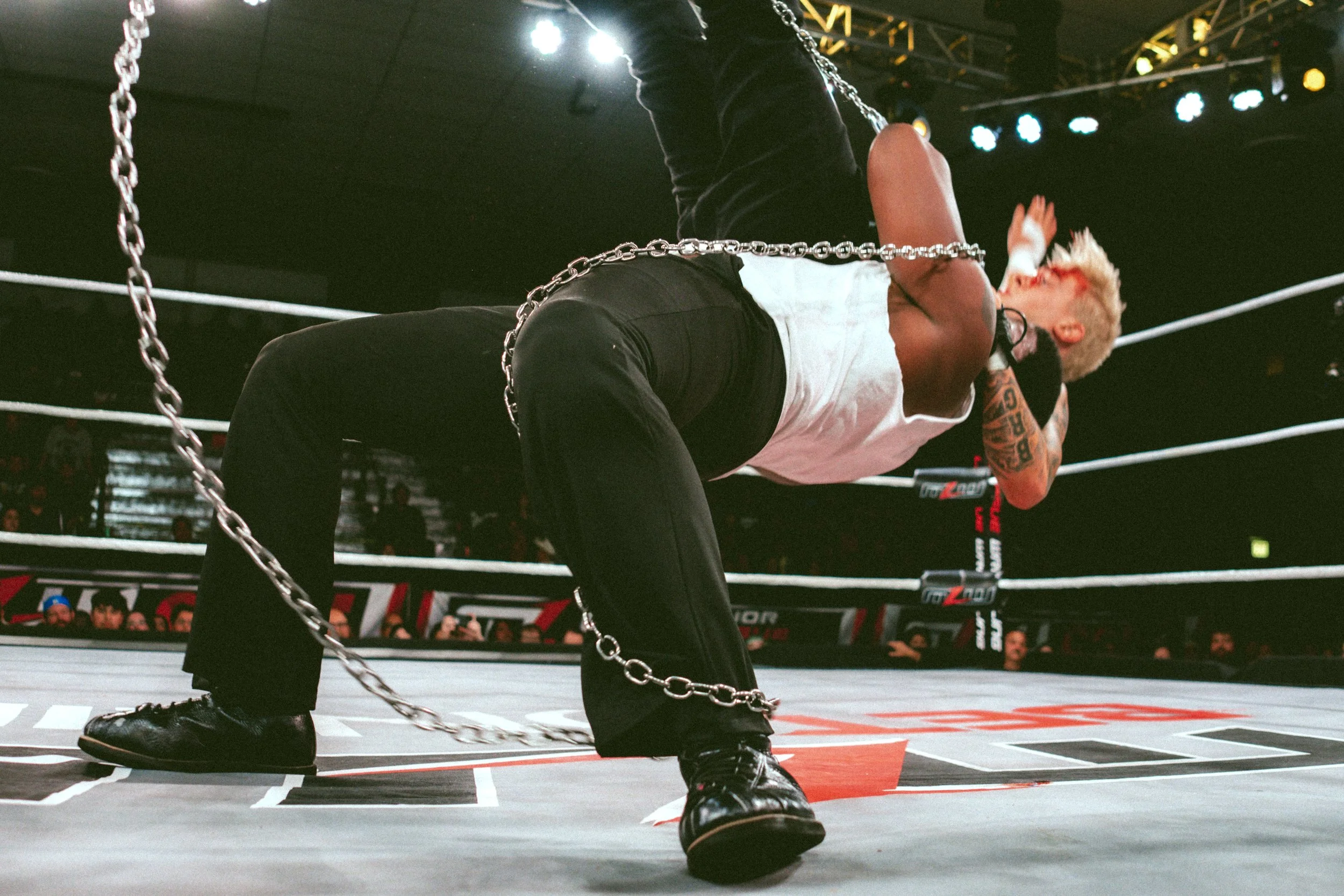 2024.11.09_MLW_Lucha Apocalyptico00128-2_Alex Kane V BRG.JPG