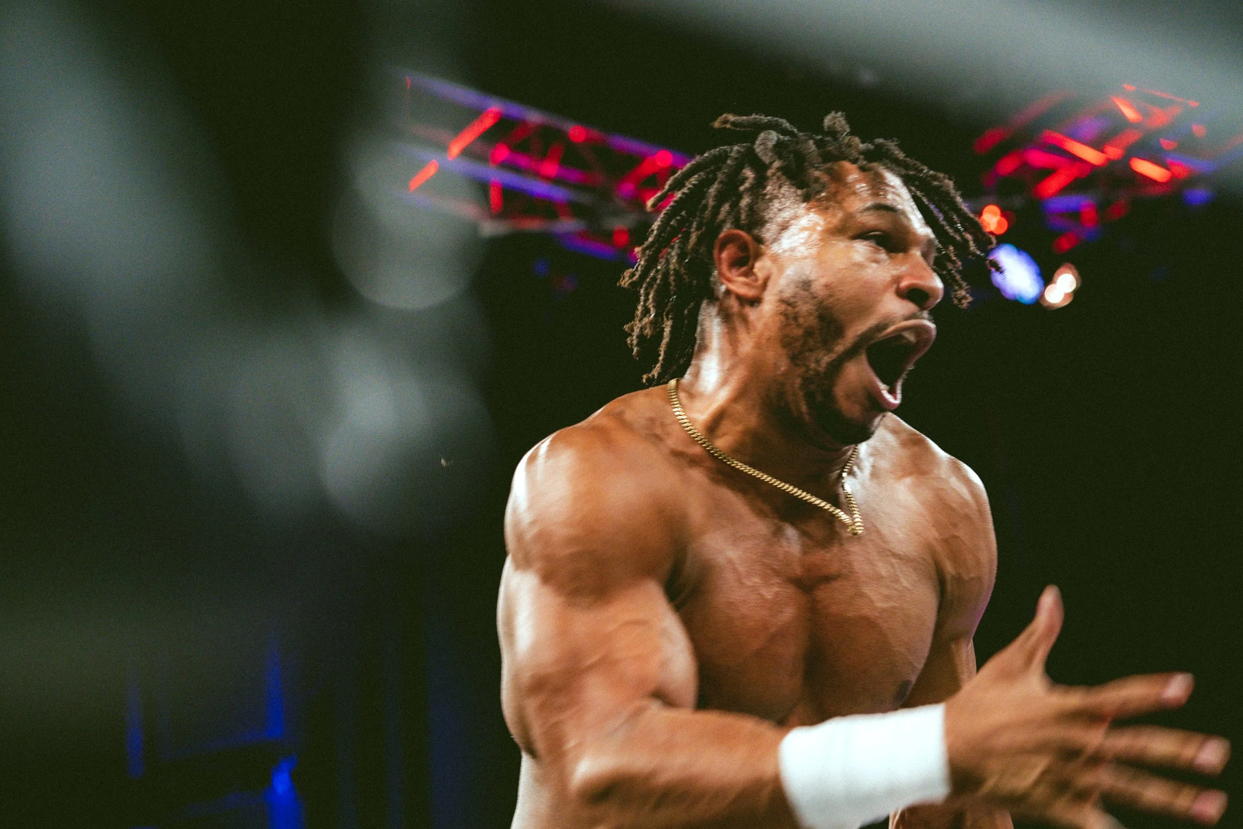 2025.02.08_MLW_SuperFight 6_00239_Kevin V Kenta.jpg