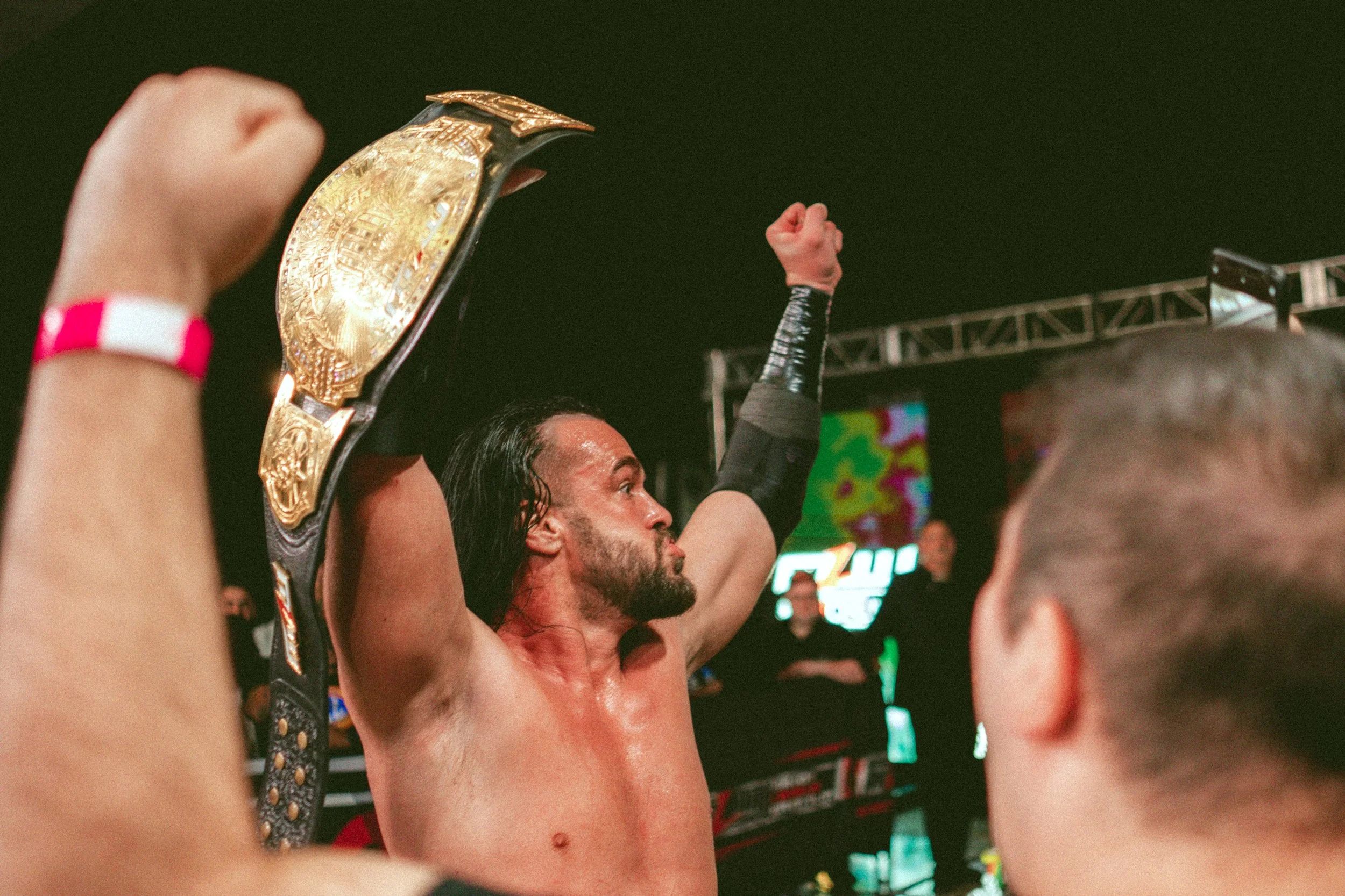 2024.11.09_MLW_Lucha Apocalyptico00347_Justice V Tito.JPG