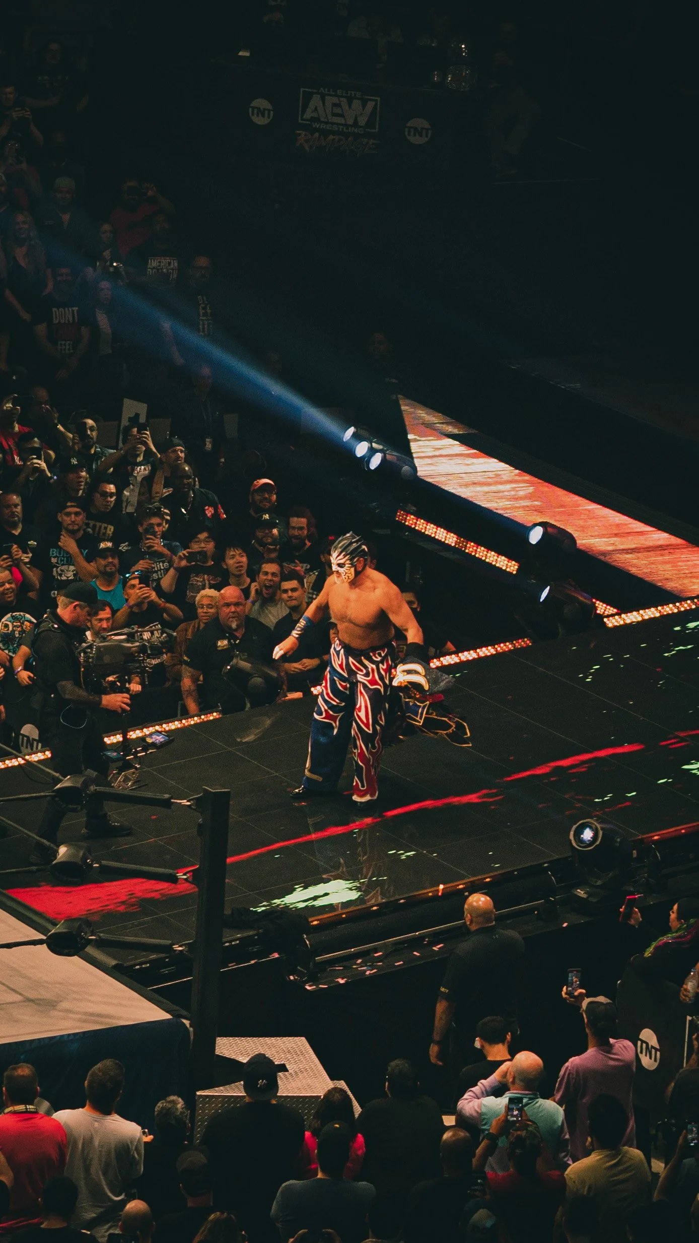 SF dot Com AEW Grand Slam 2_08451.JPG