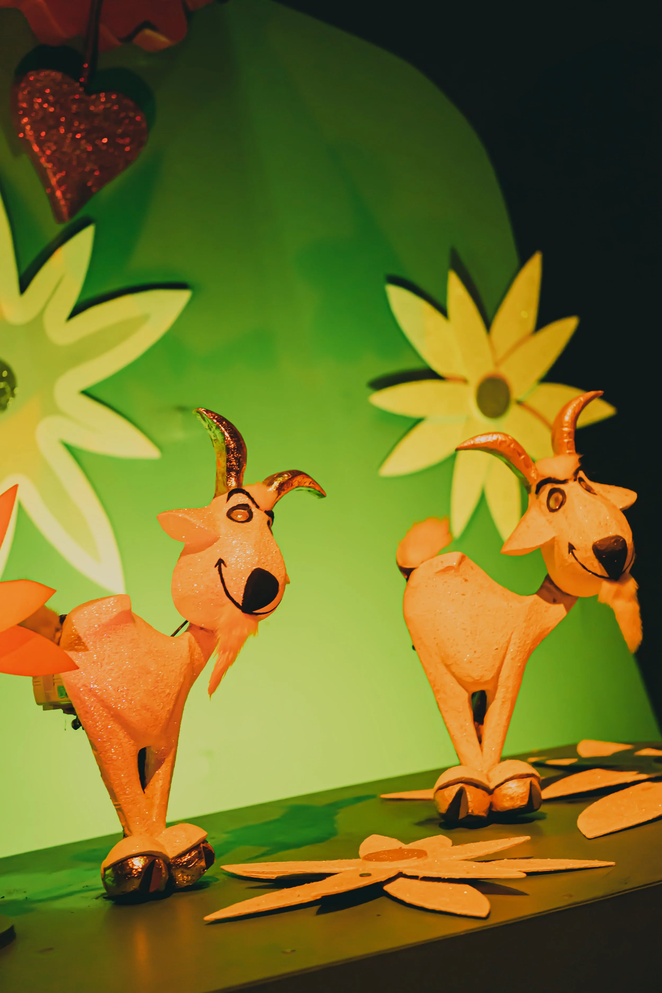 Disneyland 10:15_05250.JPG