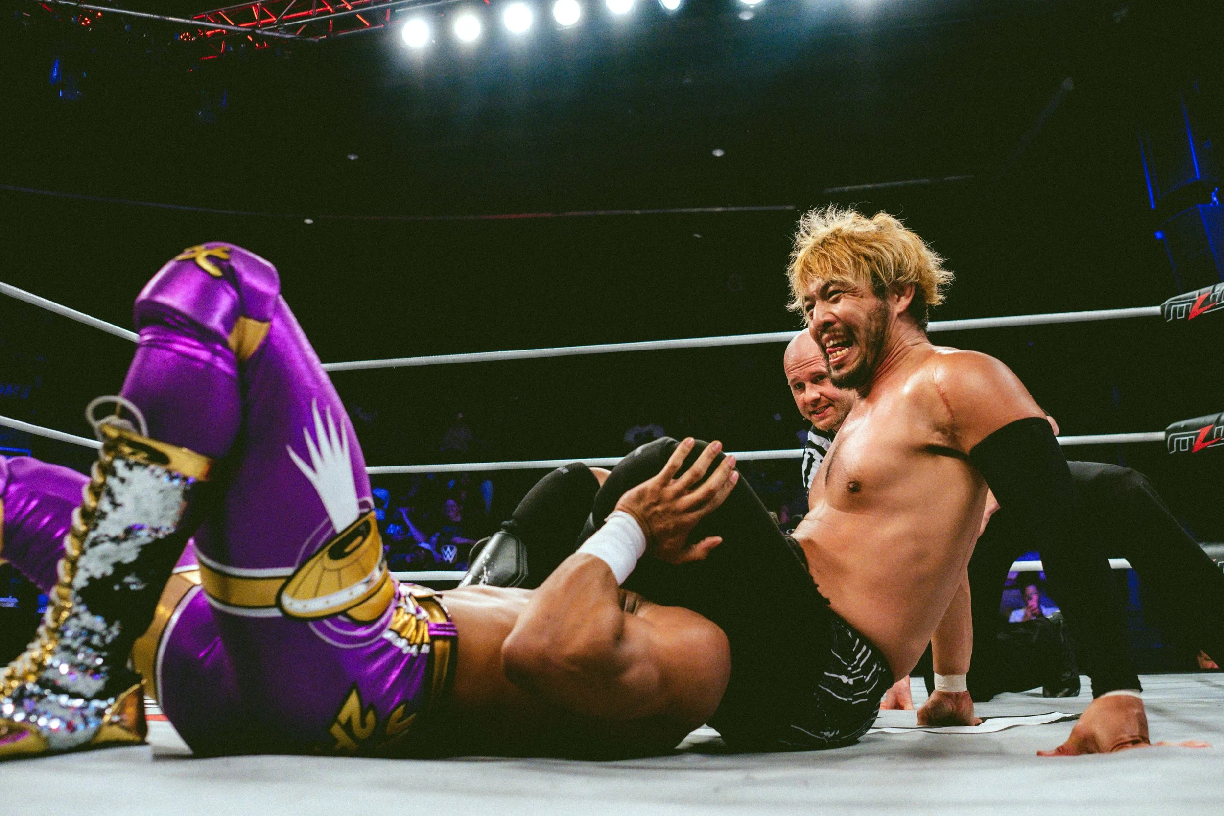 2025.02.08_MLW_SuperFight 6_00266_Kevin V Kenta.jpg