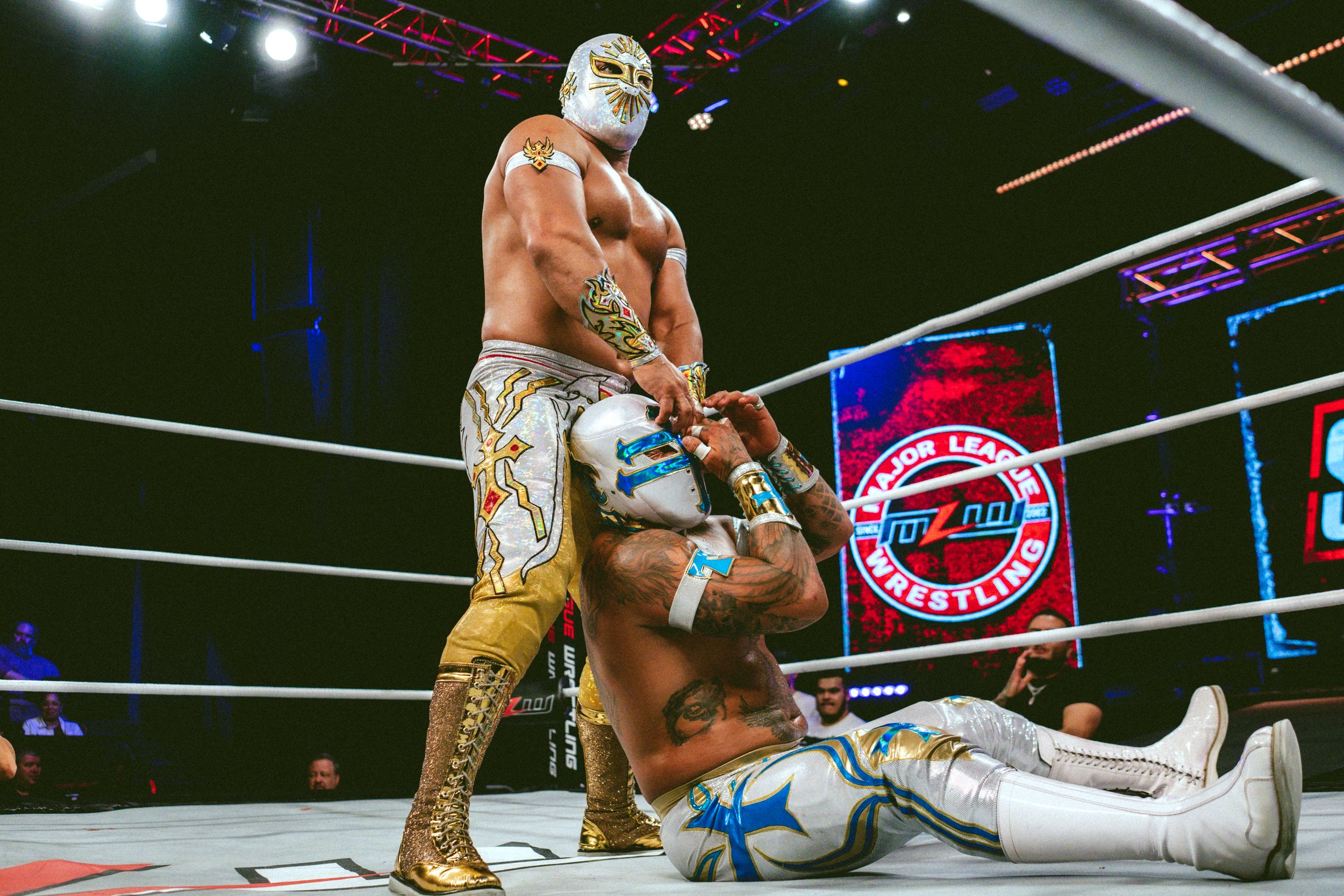 2025.02.08_MLW_SuperFight 6_00128_Mistico y Mascara V Templario y Esfinge.jpg