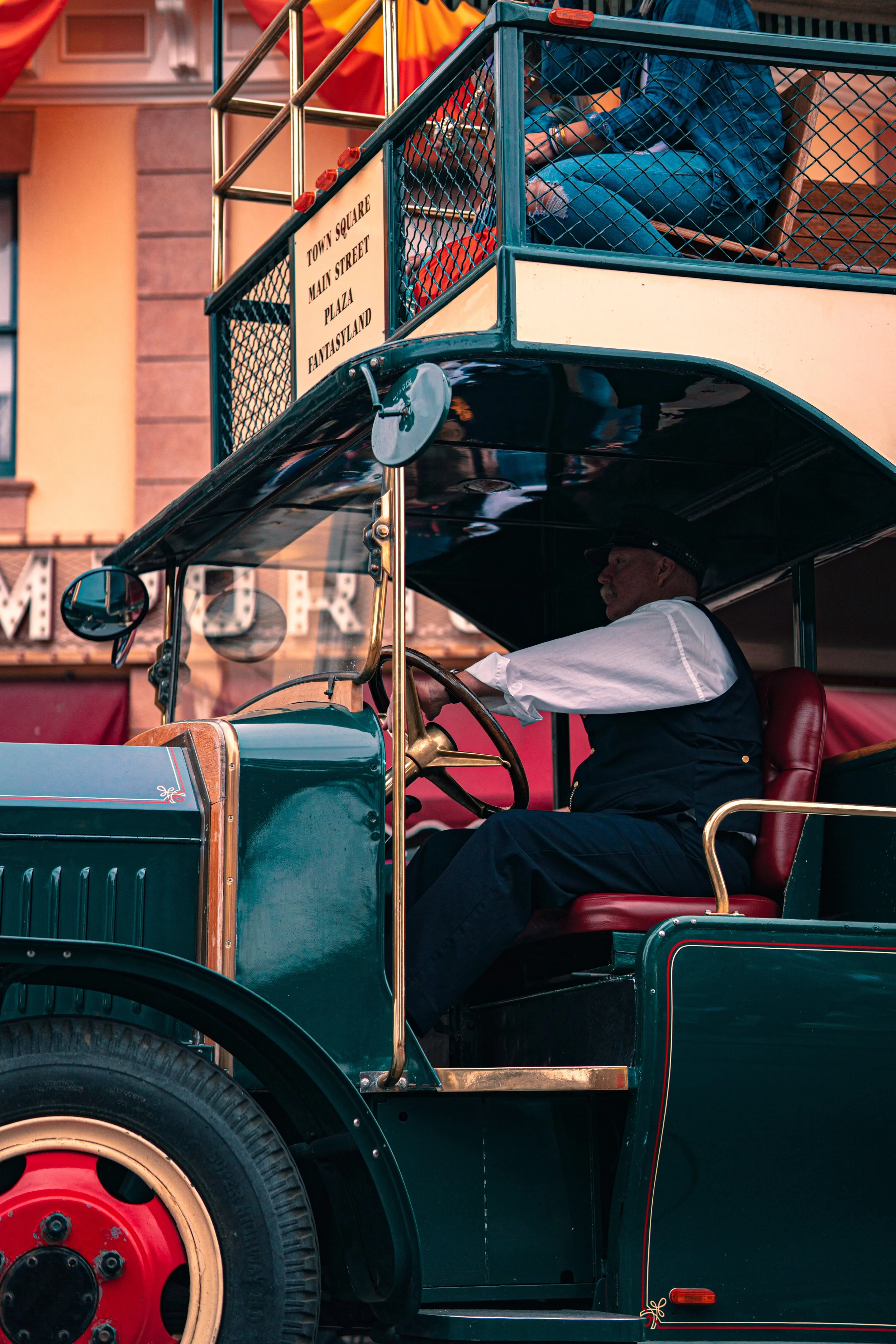 Disneyland 10:15_04803.JPG