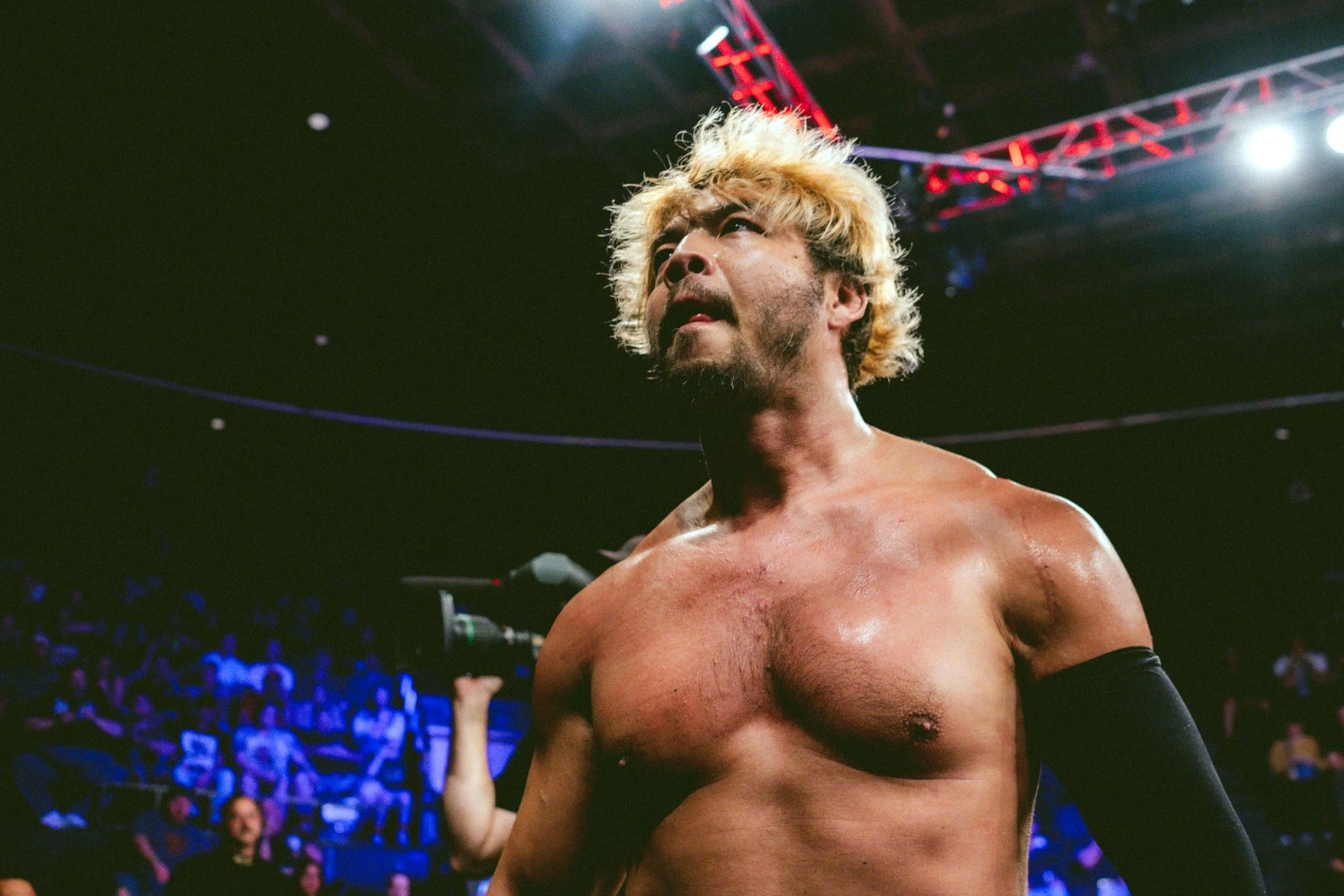 2025.02.08_MLW_SuperFight 6_00403_Kevin V Kenta.jpg