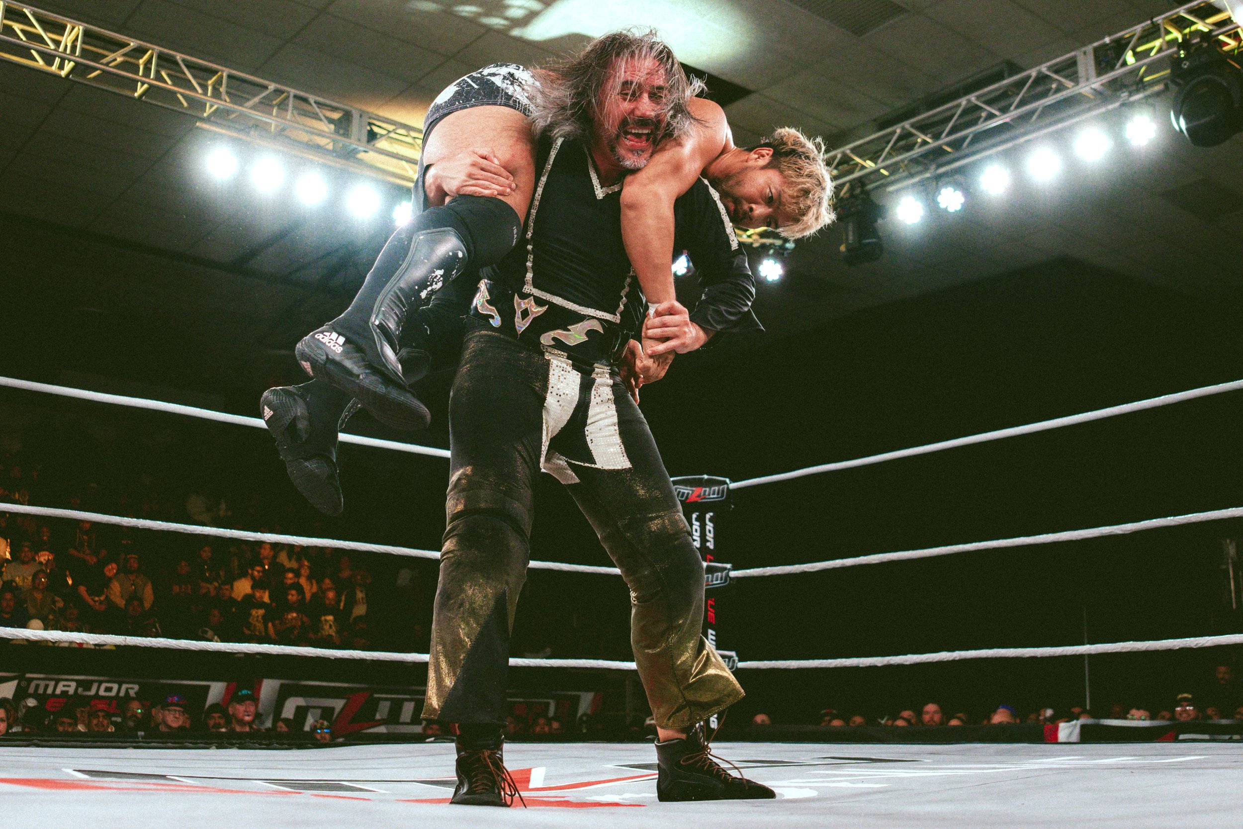 2024.11.23-MLW_Slaughterhouse_00186_Kenta V London.JPG