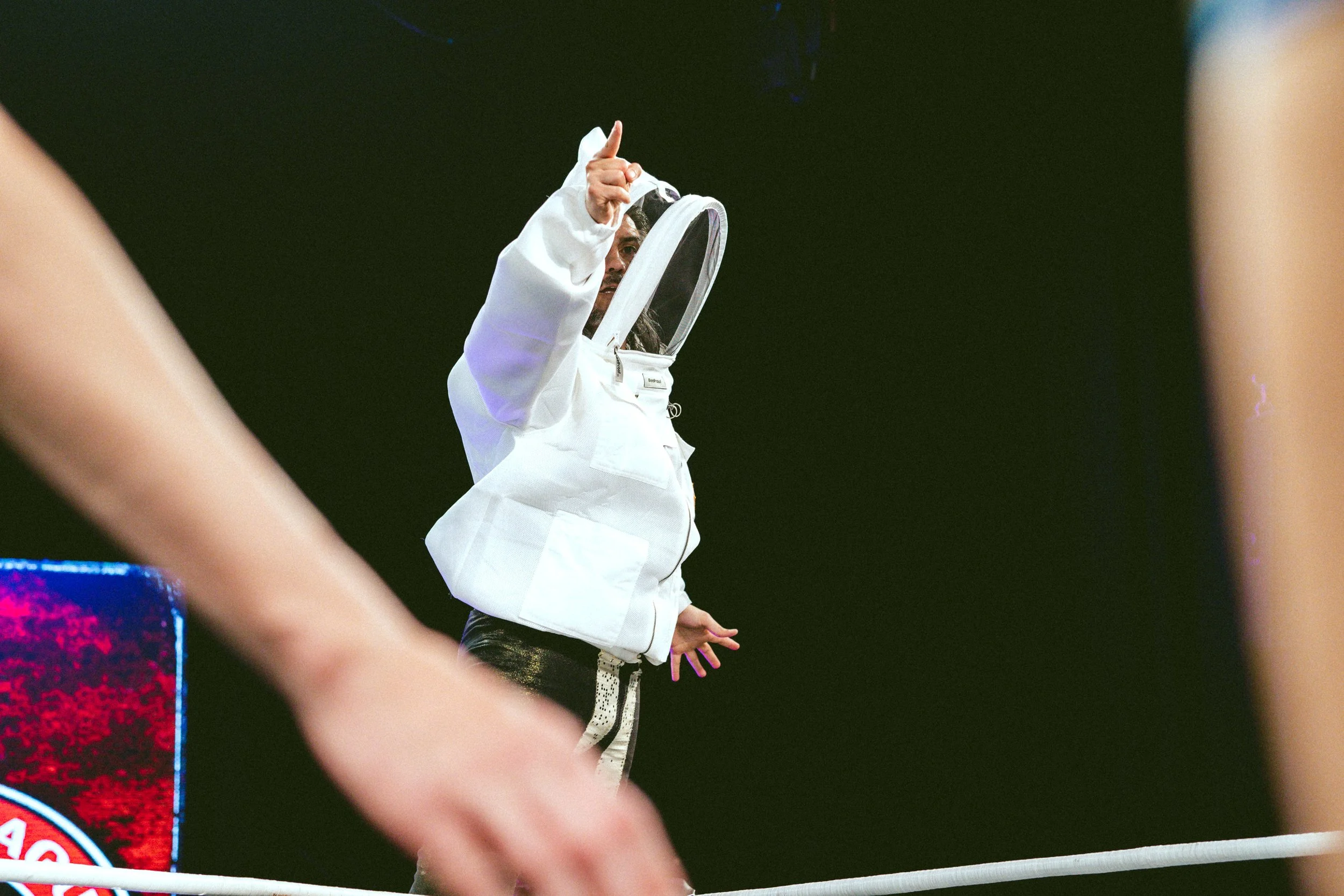 2025.02.08_MLW_SuperFight 6_00419_Honey Trap Match.jpg